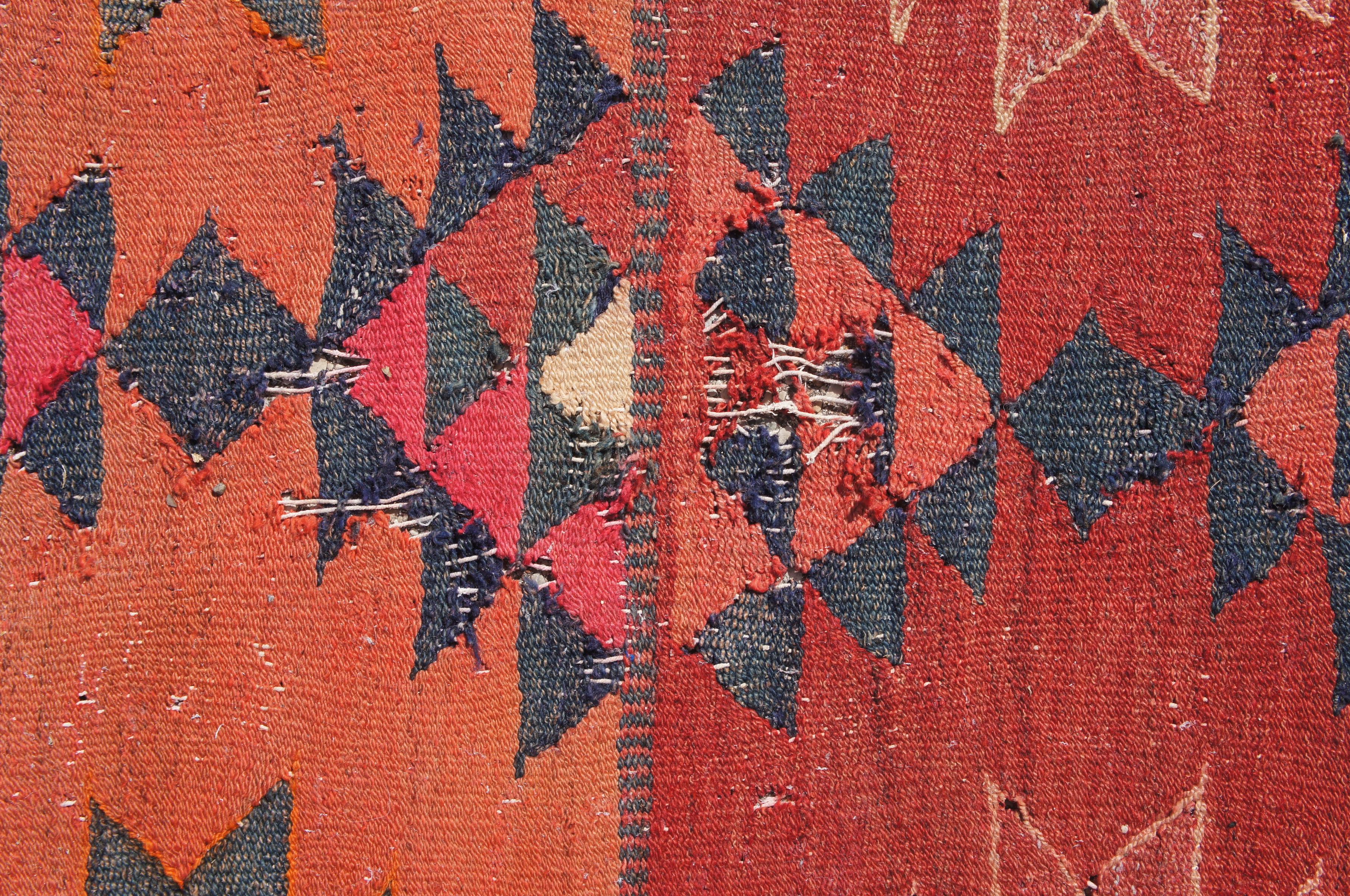 Vintage Turkish Flat Weave Oushak Bohemian Kilim Wool Area Rug Runner 5 x 8.5' For Sale 1