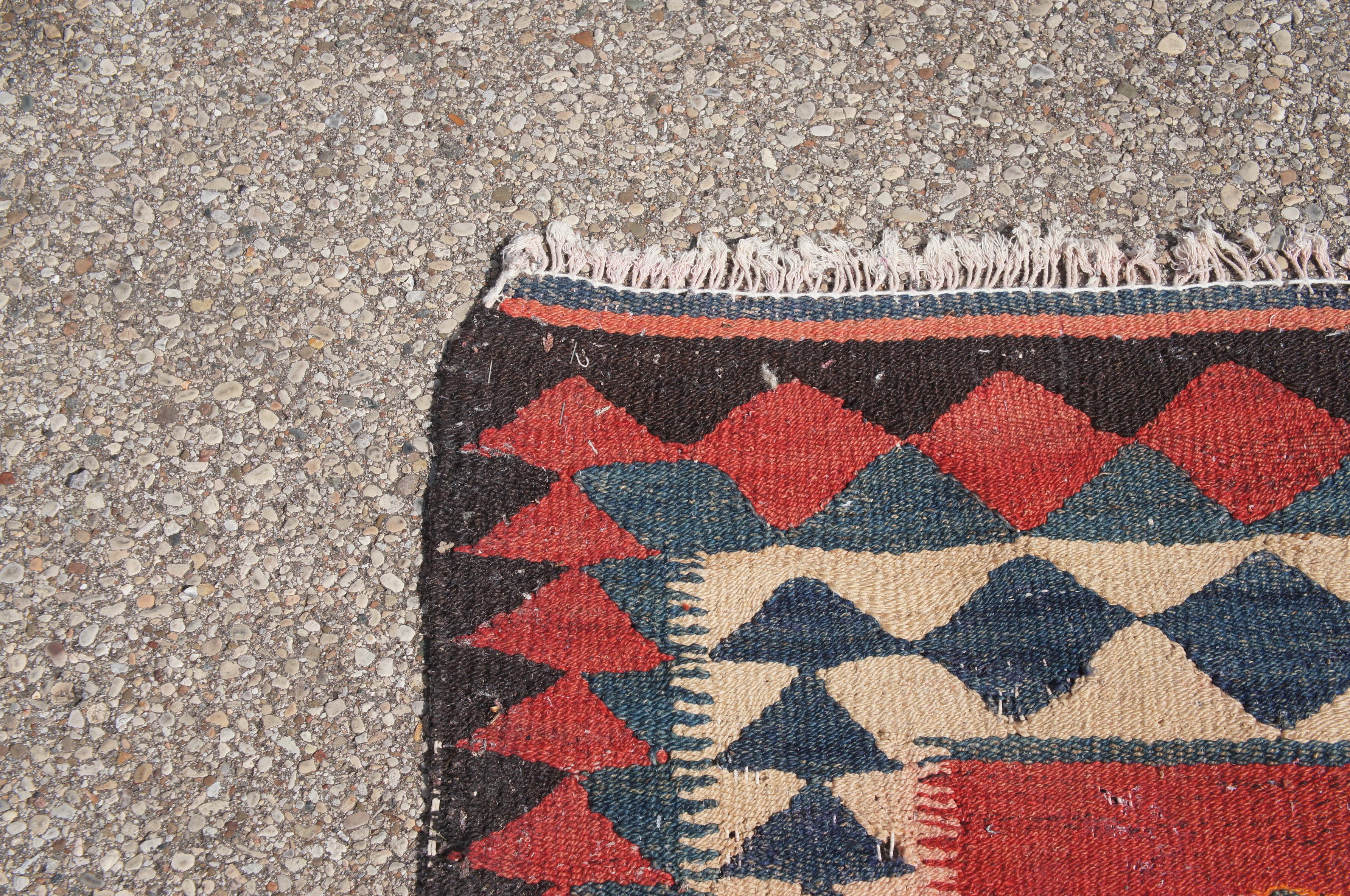 Vintage Turkish Flat Weave Oushak Bohemian Kilim Wool Area Rug Runner 5 x 8.5' For Sale 3