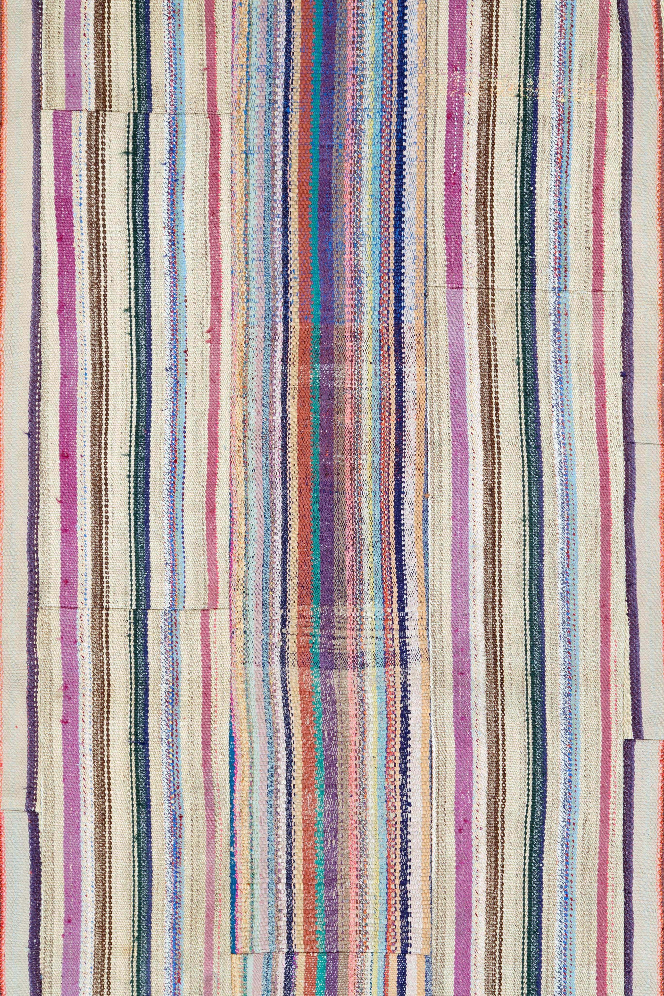 Ein türkischer Flachgewebe-Kilim aus dem späten 20. Jahrhundert.