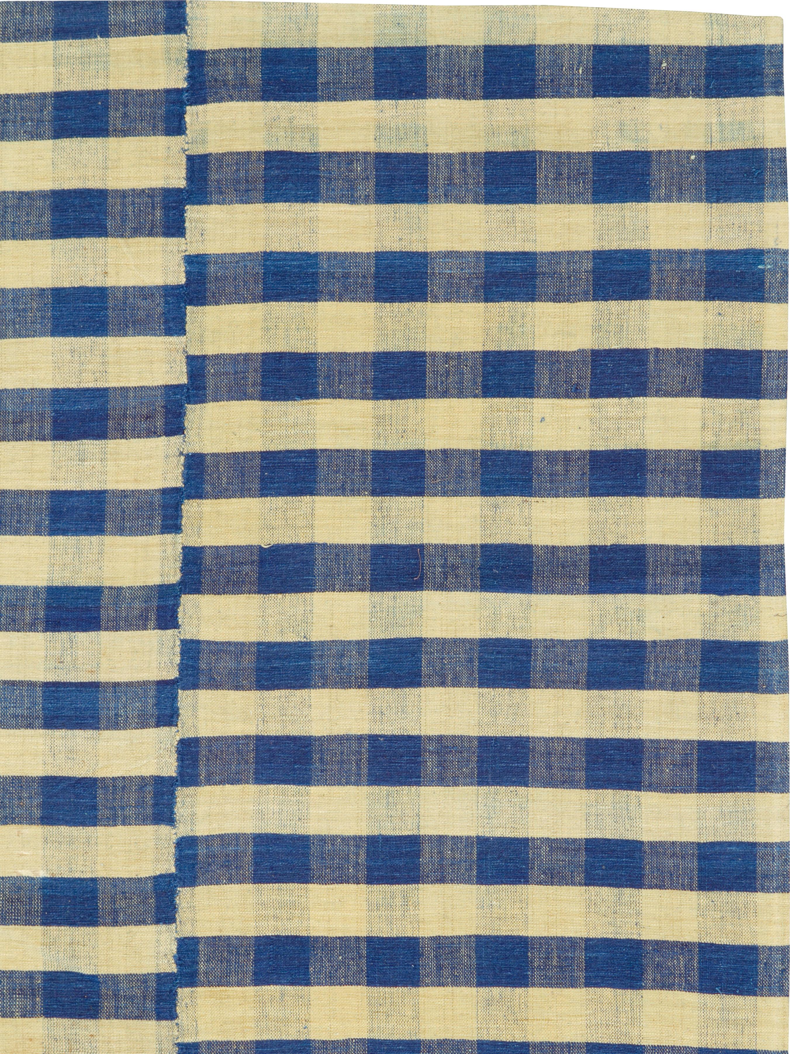 Hand-Woven Vintage Turkish Flat-Weave Plaid Accent Rug