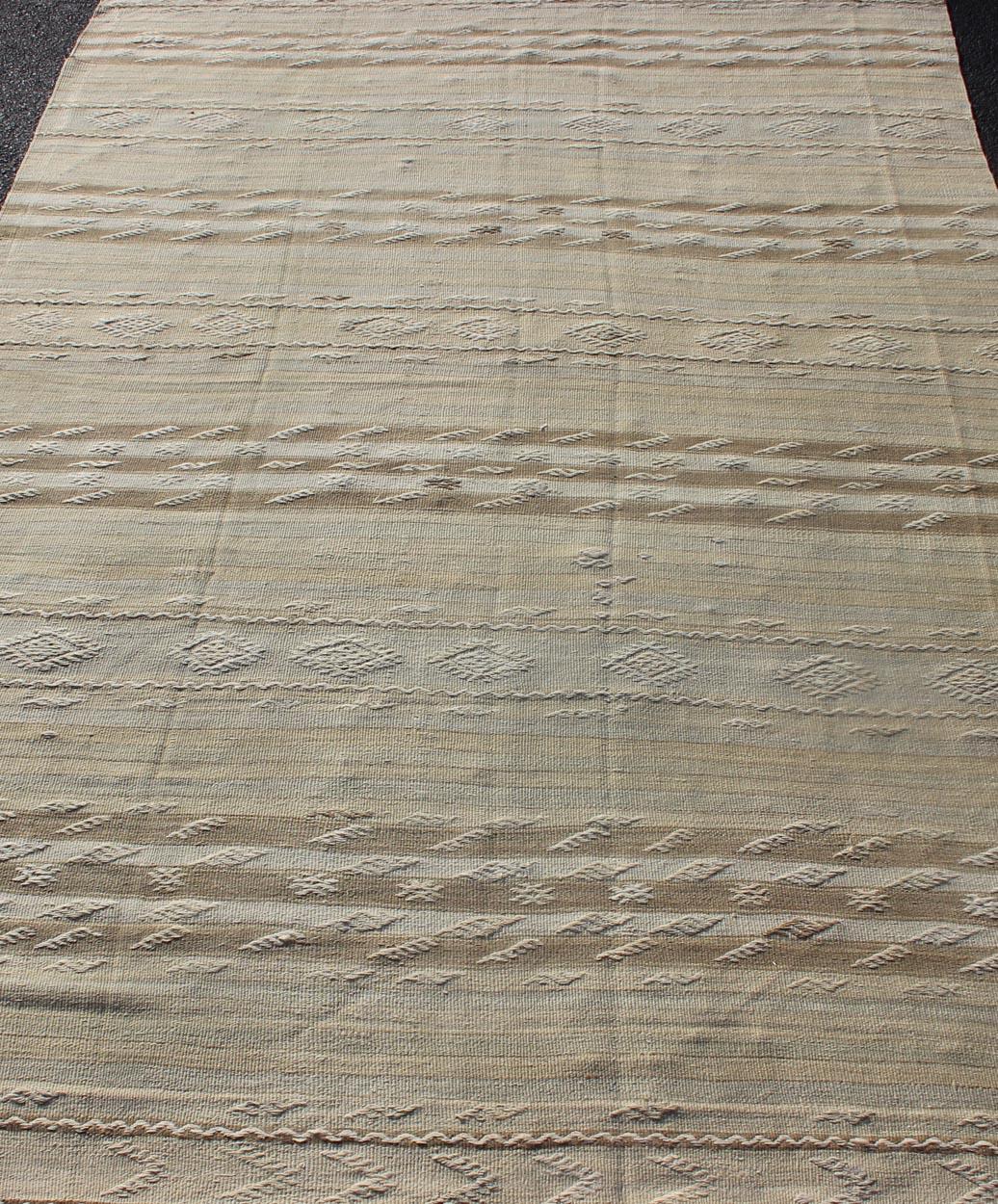 Vintage Turkish Flat-Weave Striped Kilim in Taupe Colors In Good Condition For Sale In Atlanta, GA
