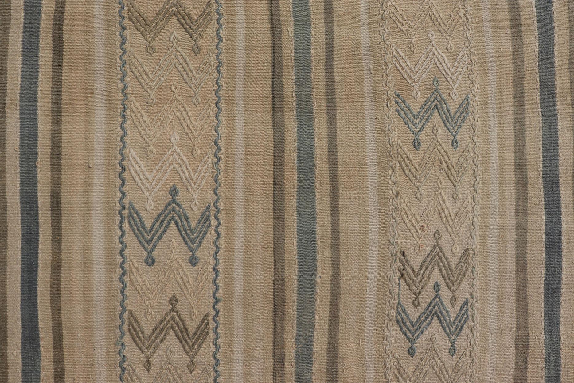 20th Century Vintage Turkish Flat-Weave with Embroideries in Earth Tones and Blue For Sale
