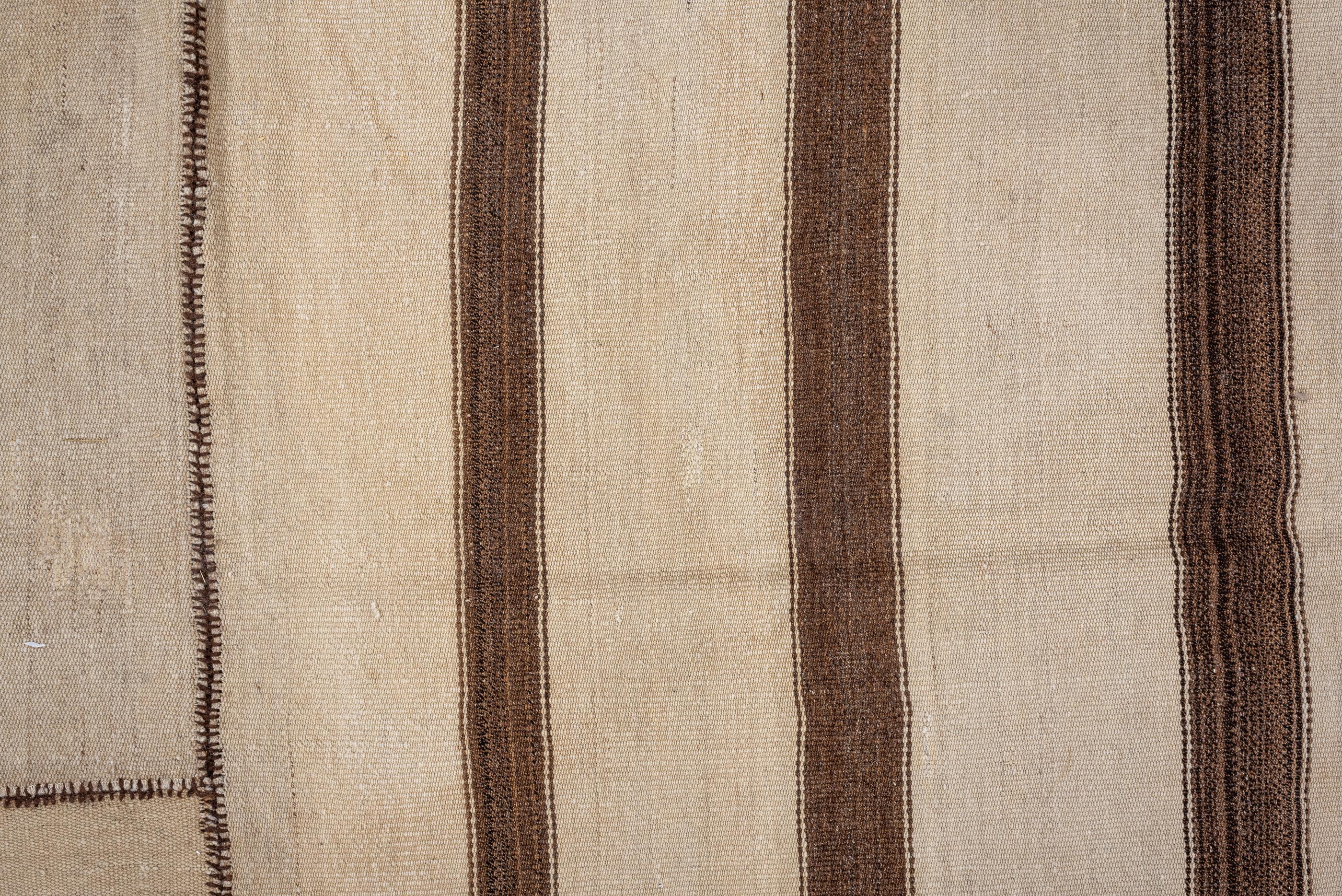 Vintage Turkish Flatweave In Excellent Condition For Sale In New York, NY