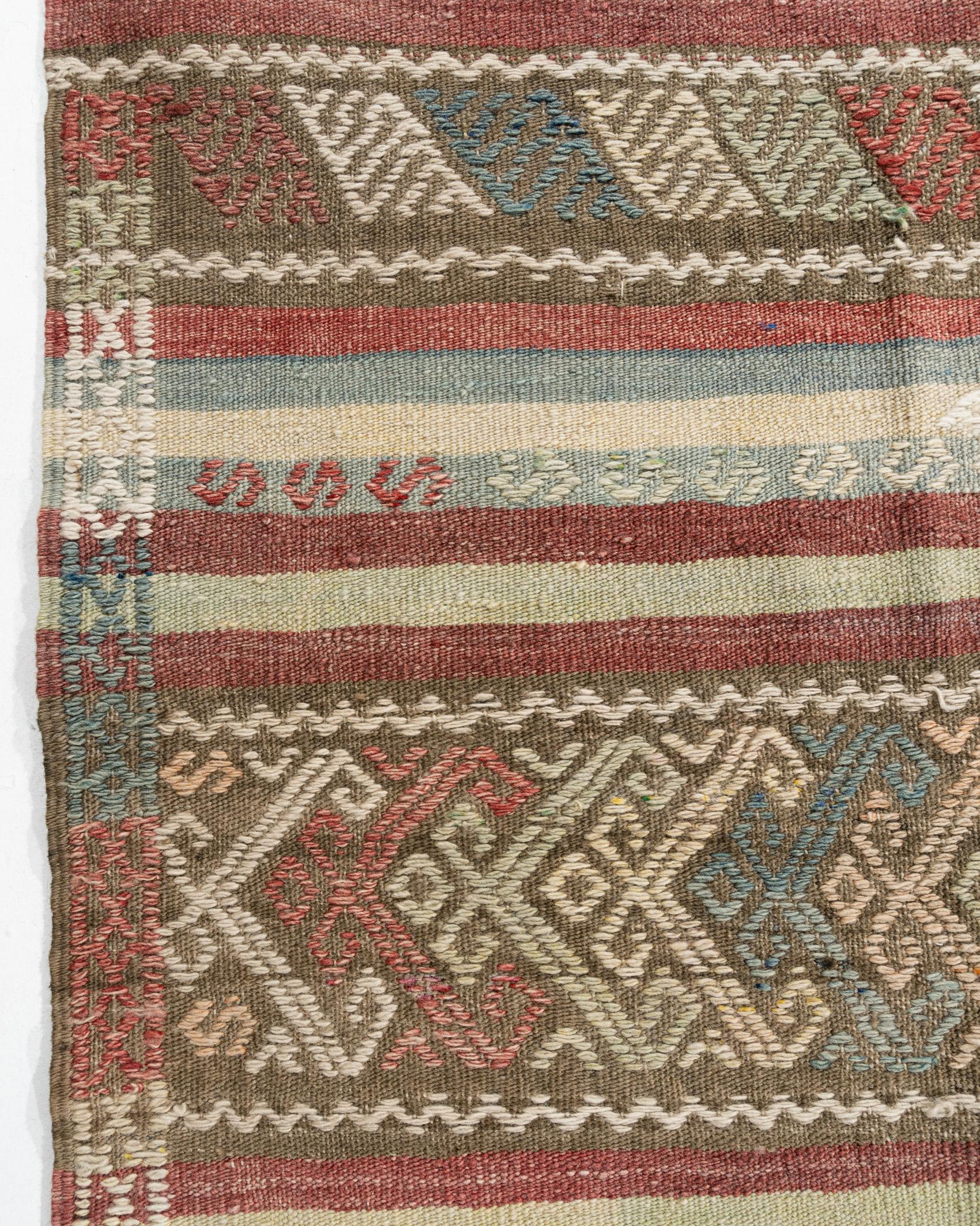 Hand-Woven Vintage Turkish Flatweave Jajim Area Rug  6'5 x 9'1 For Sale
