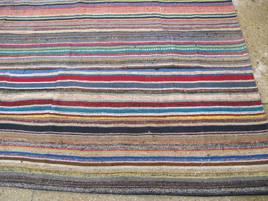 20th Century Vintage Turkish Flatweave Kilim Room Size Carpet For Sale