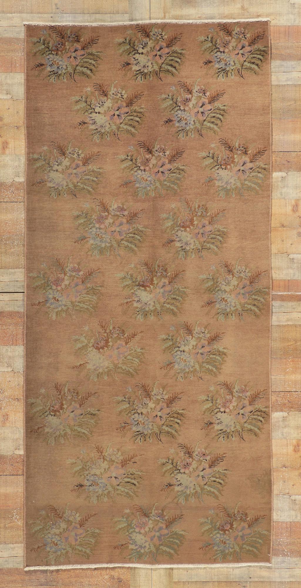 Tapis turc vintage Sivas à fleurs en vente 1