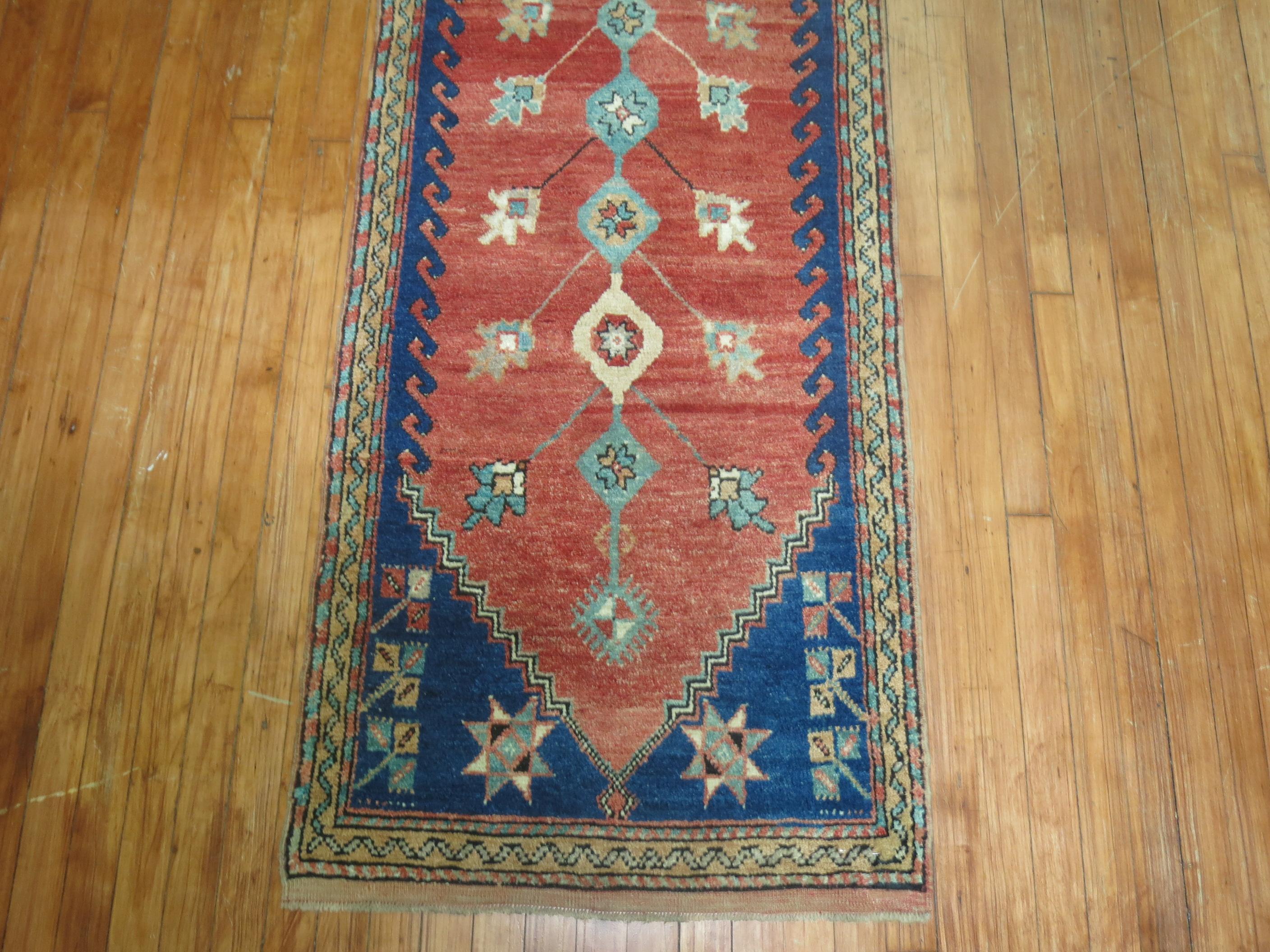 Vintage Turkish Geometric Anatolian Runner In Excellent Condition For Sale In New York, NY