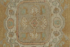 Vintage Turkish Gift-Sized Rug with Soft Ivory Medallion Design - Rug & Kilim