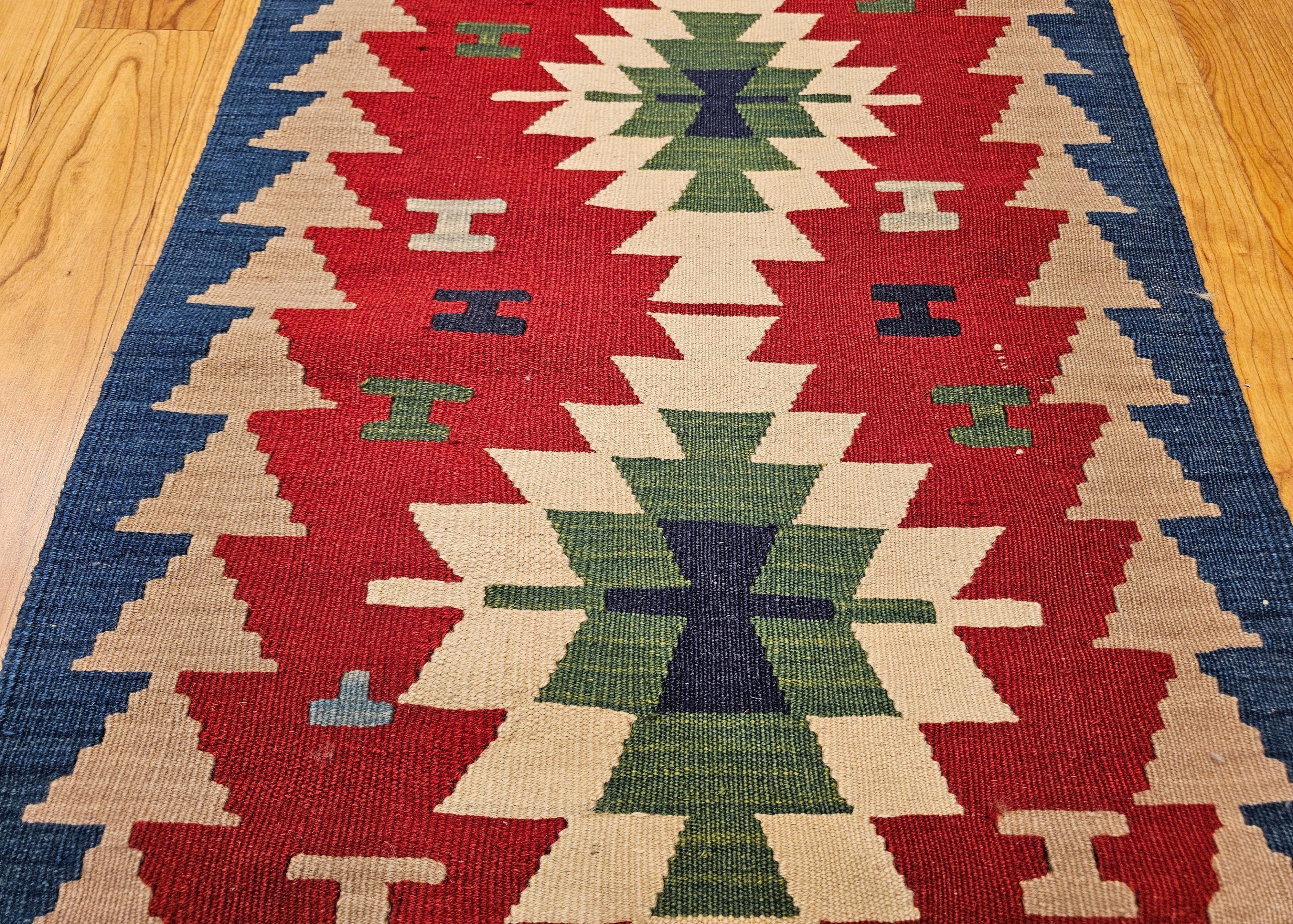 Tissé à la main Rug & Kilim vintage turc tissé à la main en vente