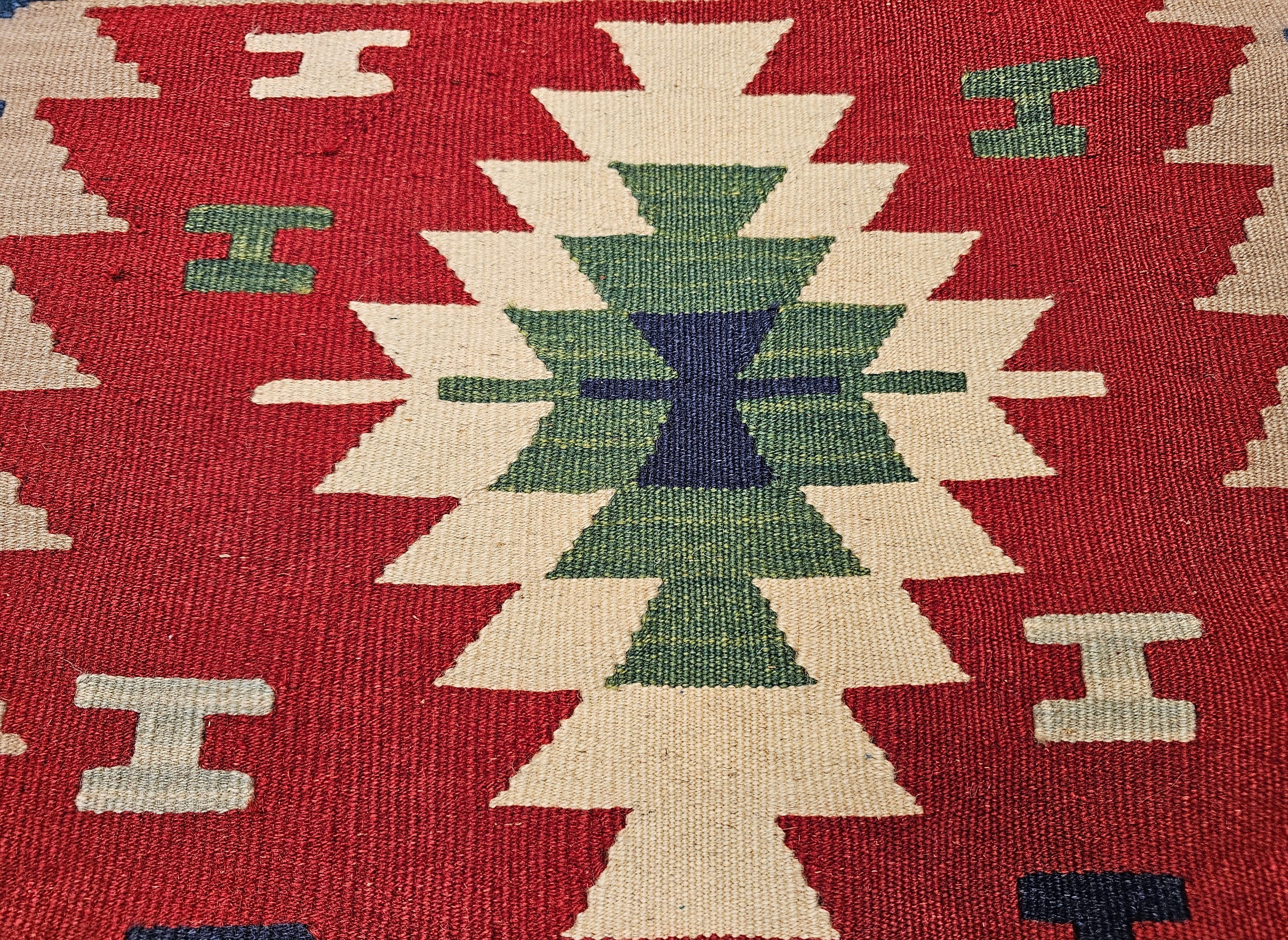 20ième siècle Rug & Kilim vintage turc tissé à la main en vente