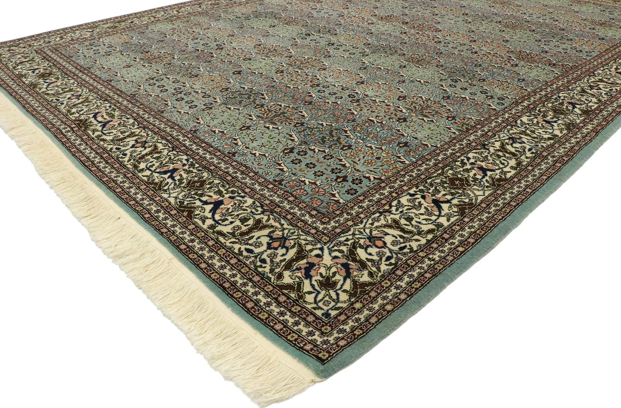 77535 vintage Turkish Harker rug with Romantic Georgian Baroque style. With its intrinsic beauty and symmetrical composition, this hand knotted wool vintage Turkish Harker rug astounds with its beauty. The abrashed field is covered in an all-over