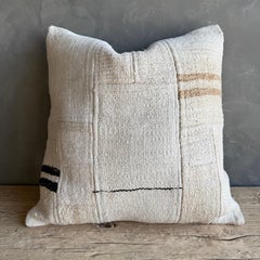 Cuscino vintage in canapa turca 22" x 22" con inserto in piuma d'oca