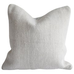Vintage Turkish Hemp Rug Pillow Cover in Off White