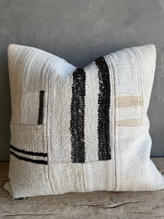 Vintage Türkisch Hanf Teppich Kissen mit Dauneneinsatz 23" x 23"