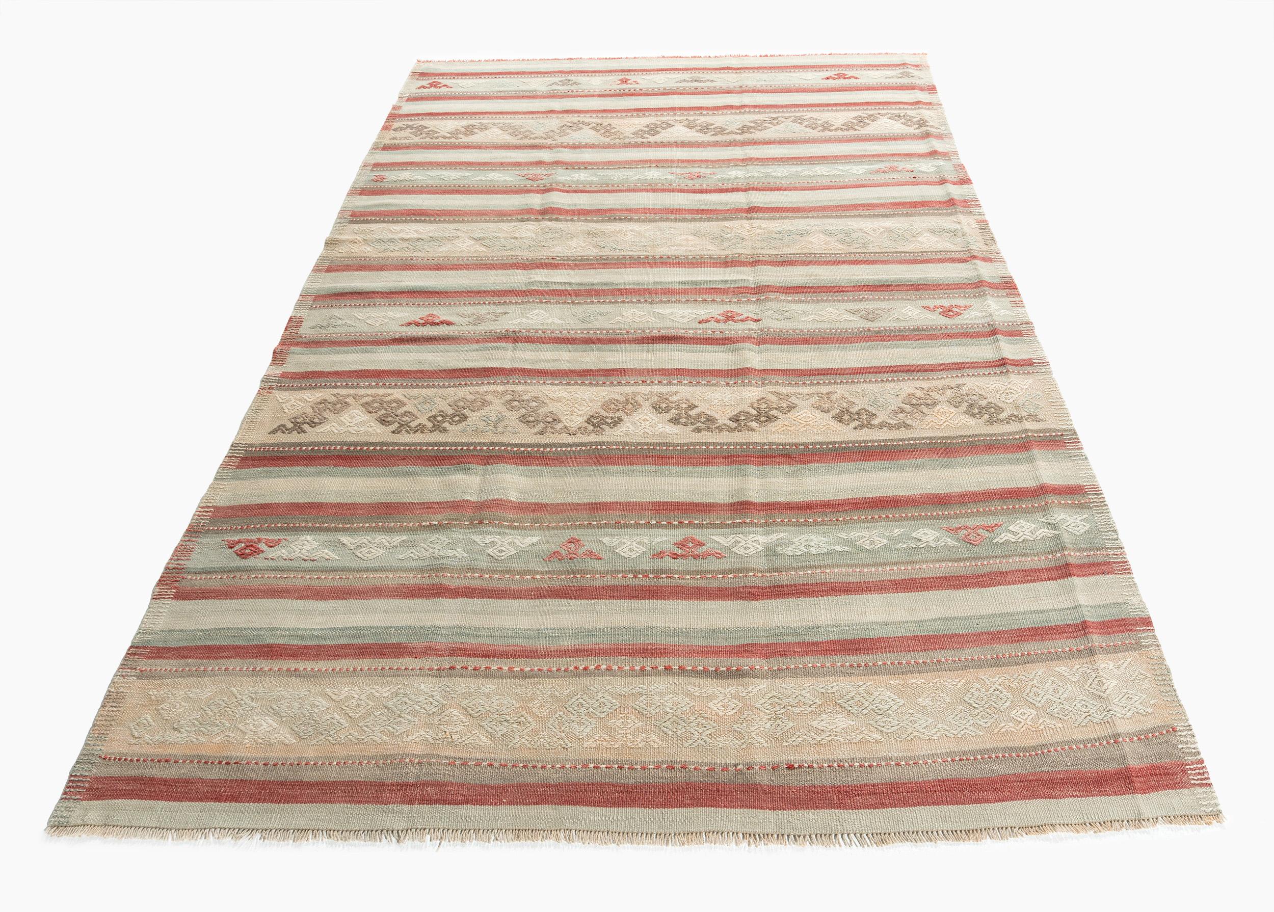 Türkischer Jajim-Teppich im Vintage-Stil 5' x 8'3 im Angebot 1
