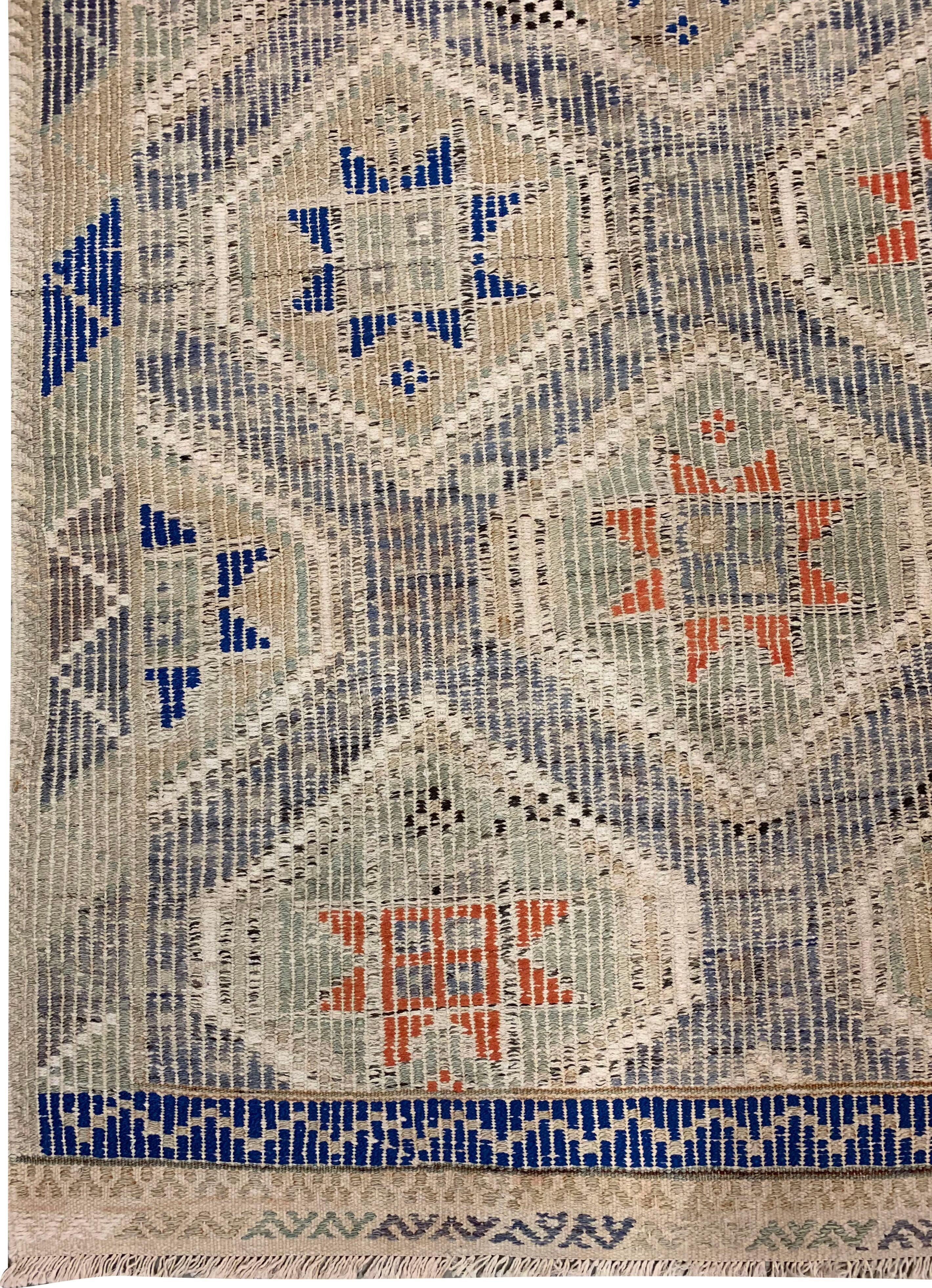 Kilim Vintage Circa 1940 Ivory/Taupe Turkish Jajim Flat-Weave Rug 6'4 x 10'5 For Sale