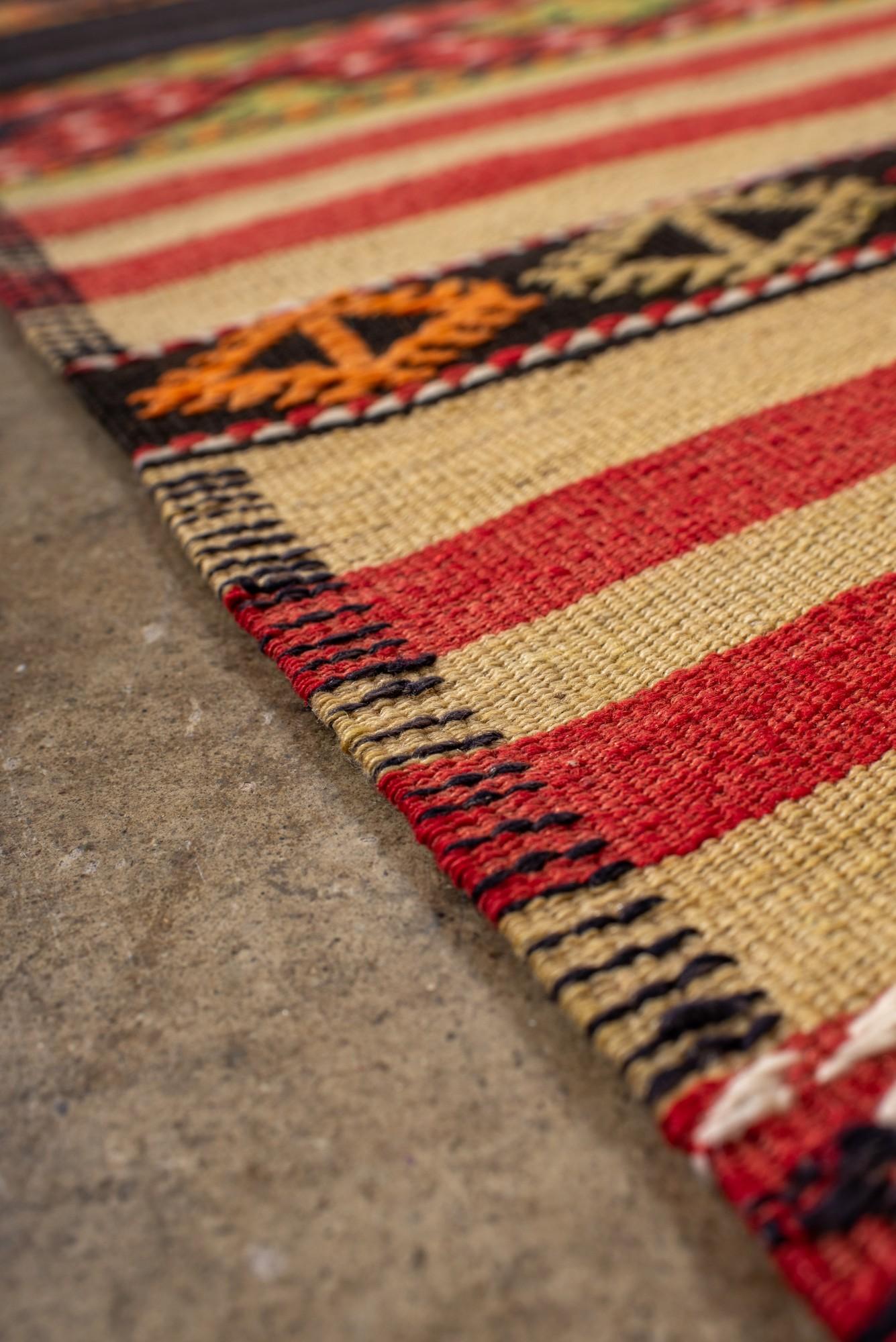 Lana Runner turco d'epoca con strisce tribali multicolore in vendita