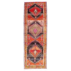 Tapis turc des années 1950 avec style moderne du milieu du siècle dernier