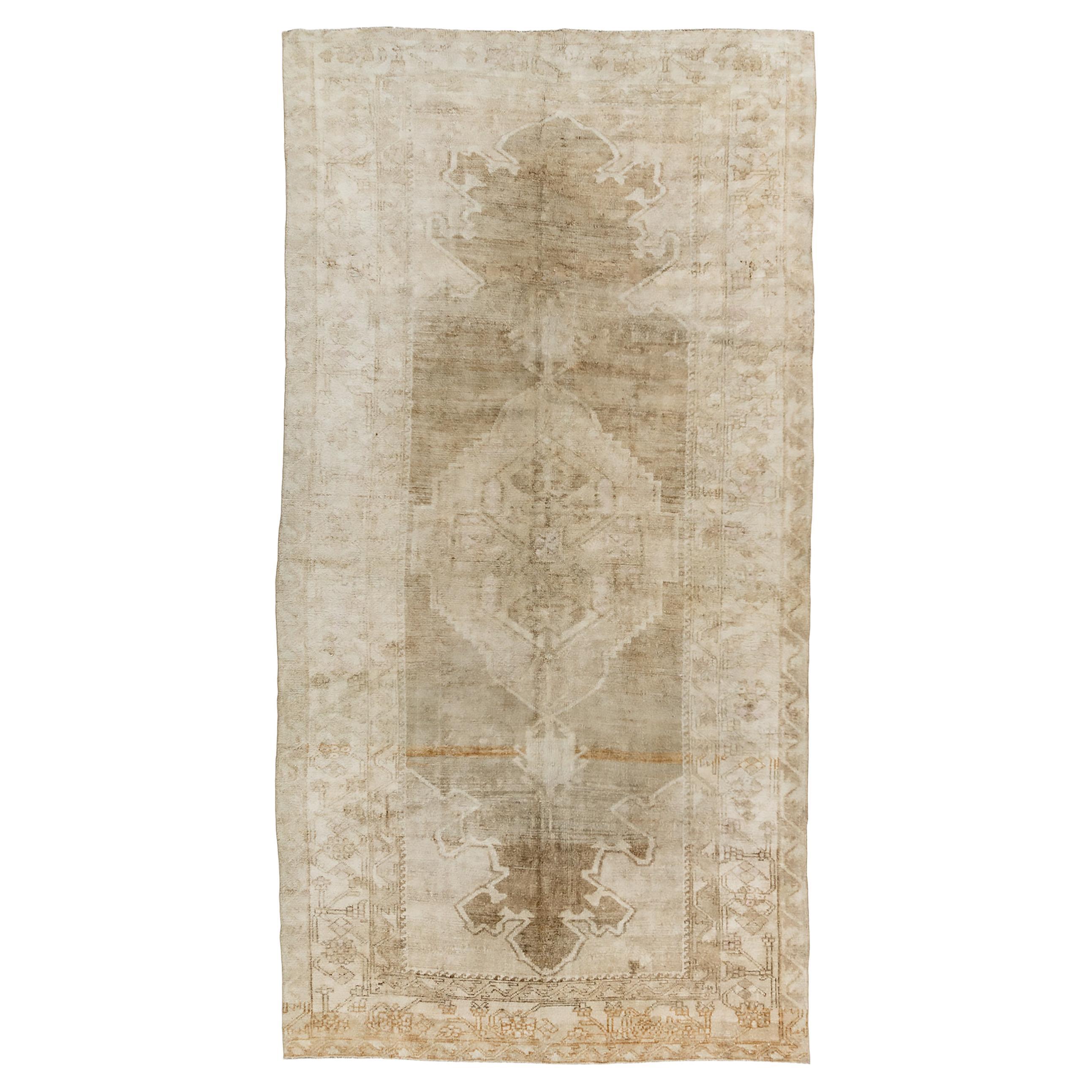 Vintage Turkish Kars Rug  6'7x12'5 en vente