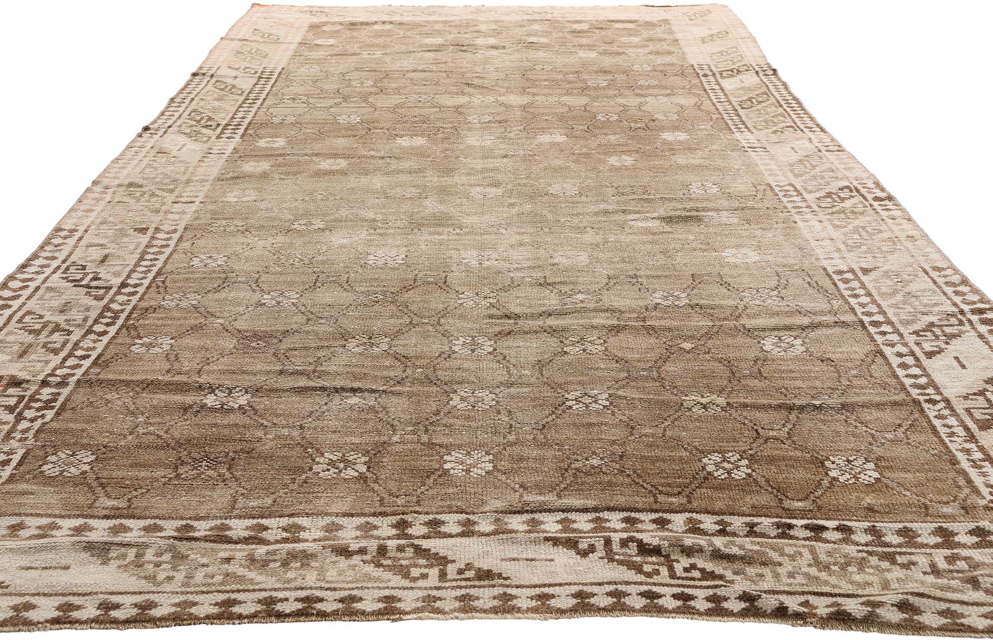 Alfombra turca vintage de Kars: la elegancia de los tonos tierra se une al romanticismo nómada Oushak en venta