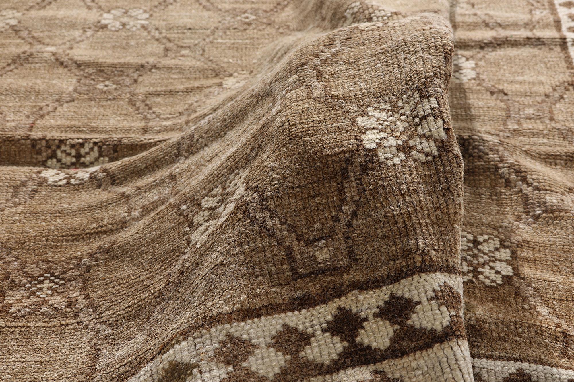 Alfombra turca vintage de Kars: la elegancia de los tonos tierra se une al romanticismo nómada en Bueno estado para la venta en Dallas, TX