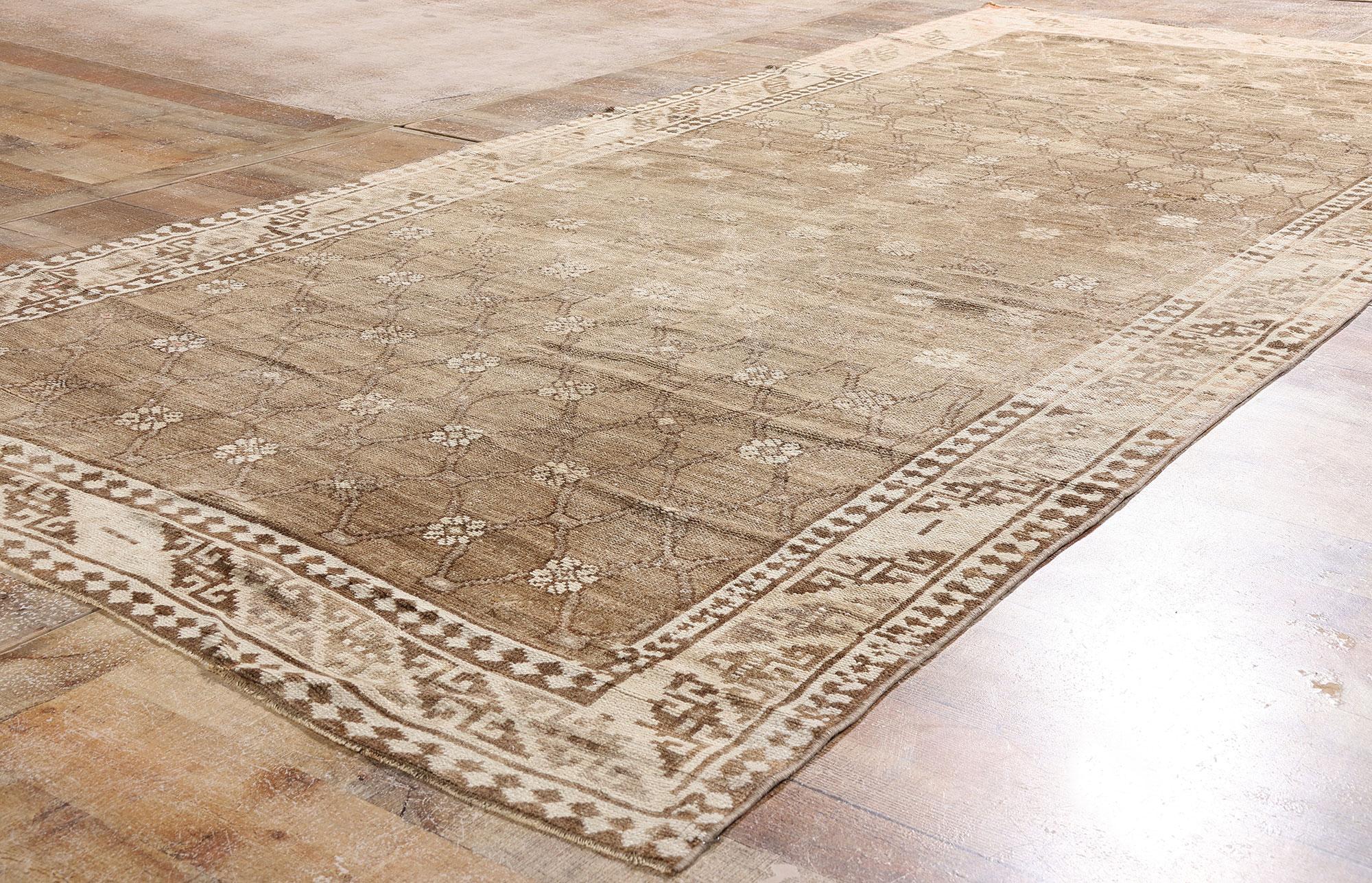 Alfombra turca vintage de Kars: la elegancia de los tonos tierra se une al romanticismo nómada Lana en venta