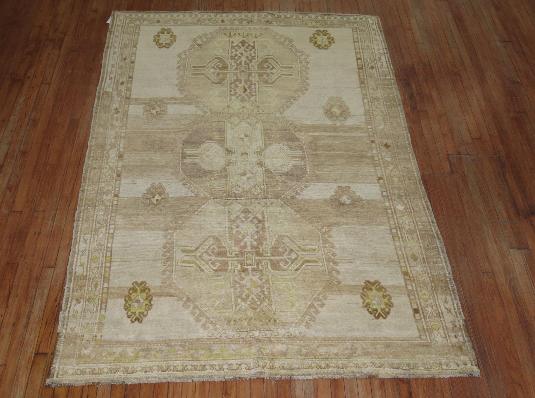 Türkischer Kars-Teppich, Vintage (Wolle) im Angebot