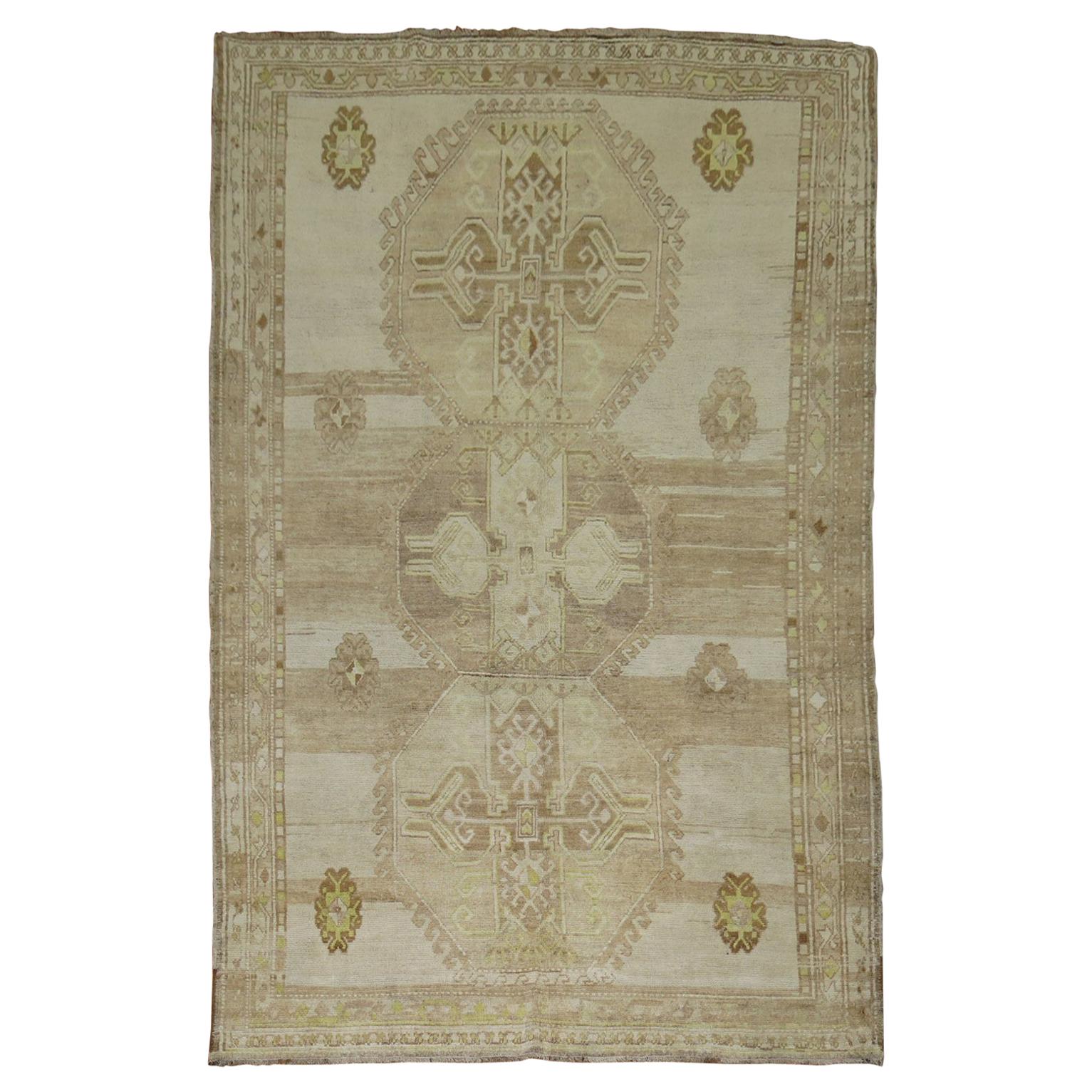Tappeto turco vintage di Kars