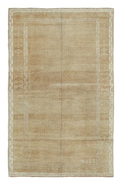 Vintage Turkish Kars Rug in Beige with Subtle Geometric Motifs - Rug & Kilim