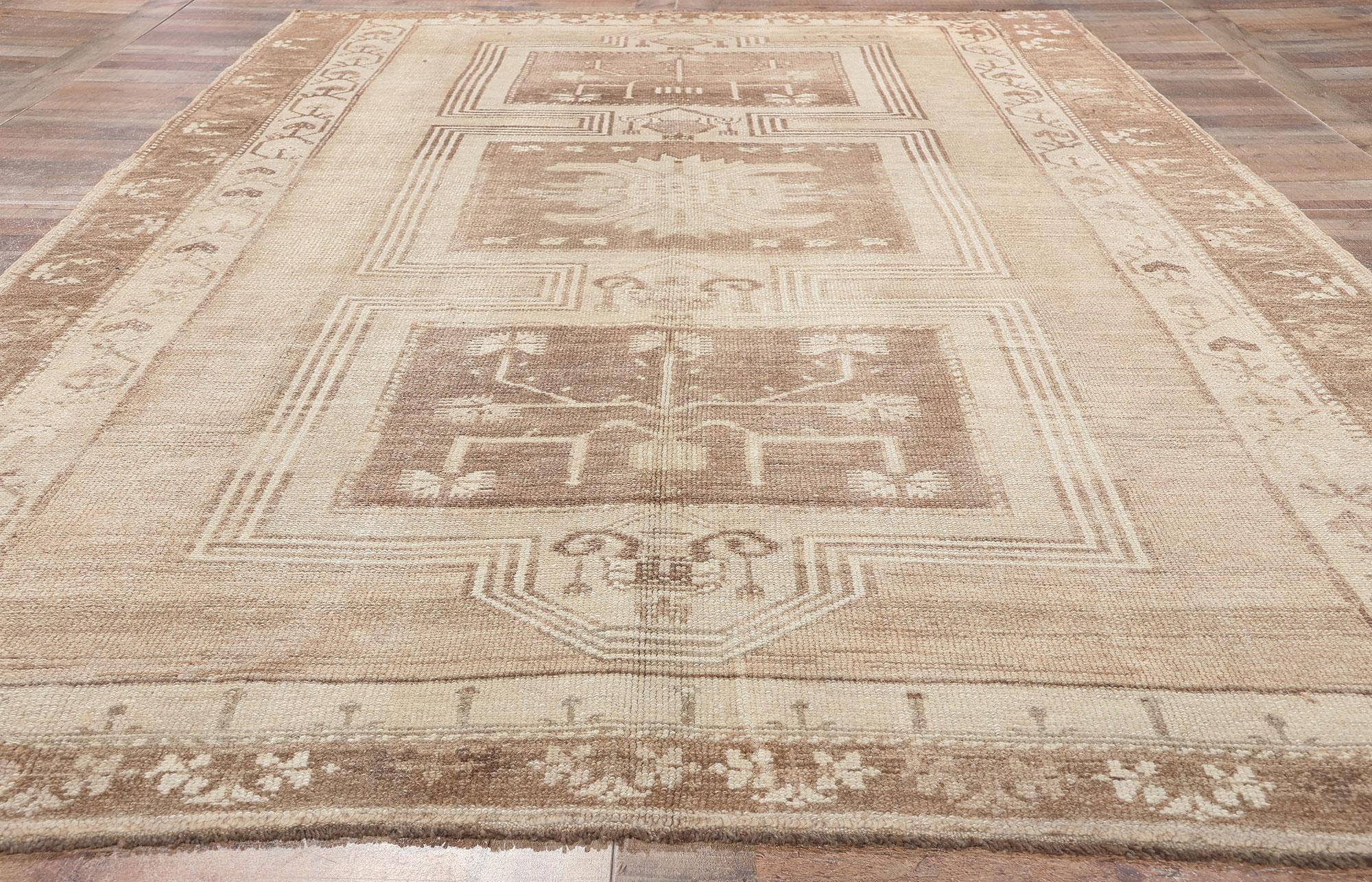 Wool Vintage Turkish Kars Rug Warm Earth-Tone Colors For Sale