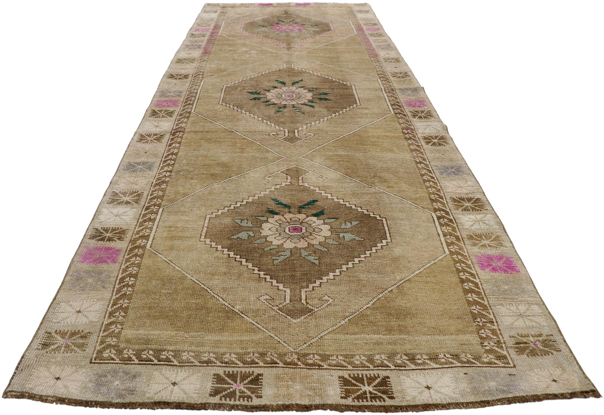 Hand-Knotted Vintage Turkish Kars Rug with Mid-Century Modern Style For Sale