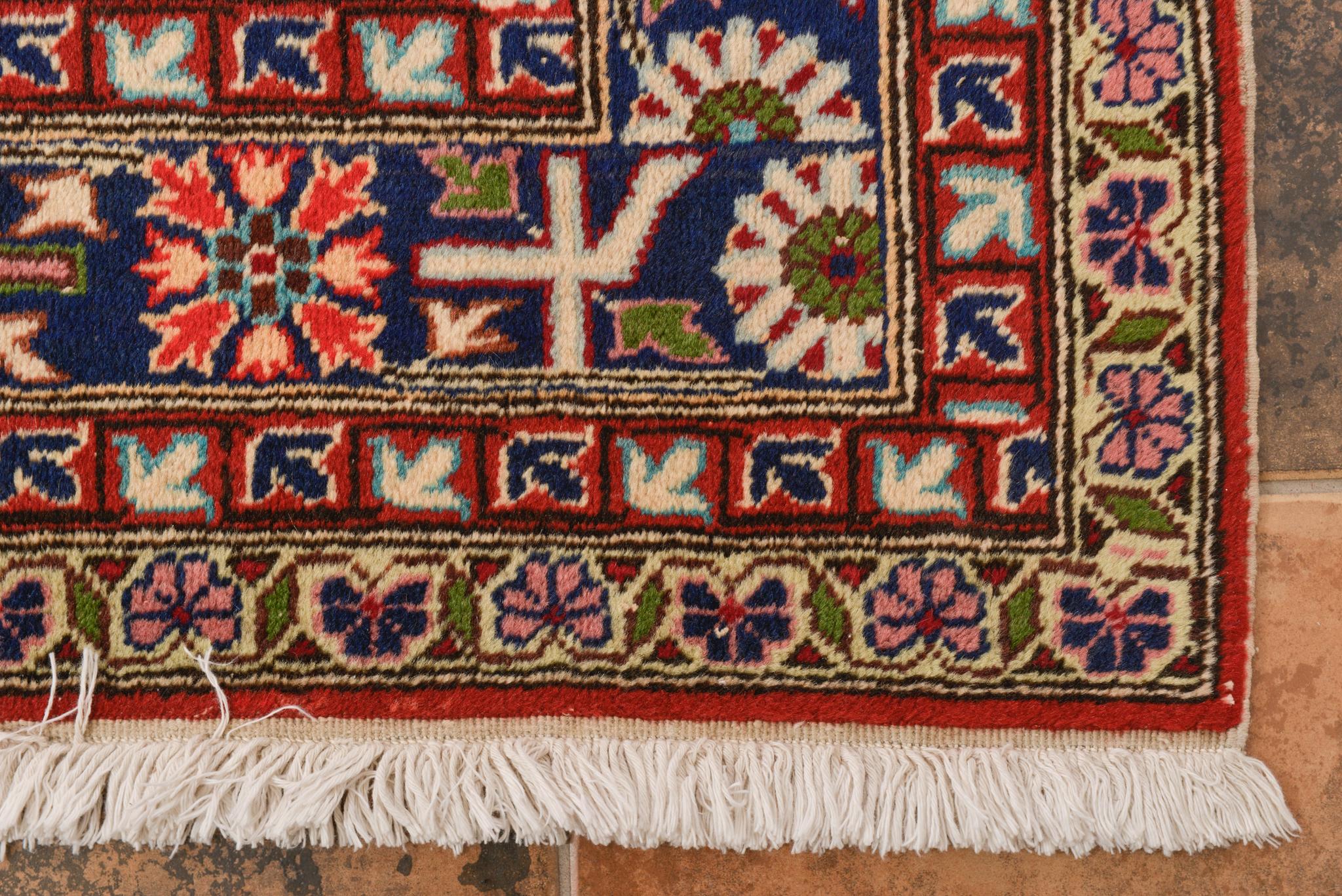 Vintage Turkish KEISSARY Carpet For Sale 2