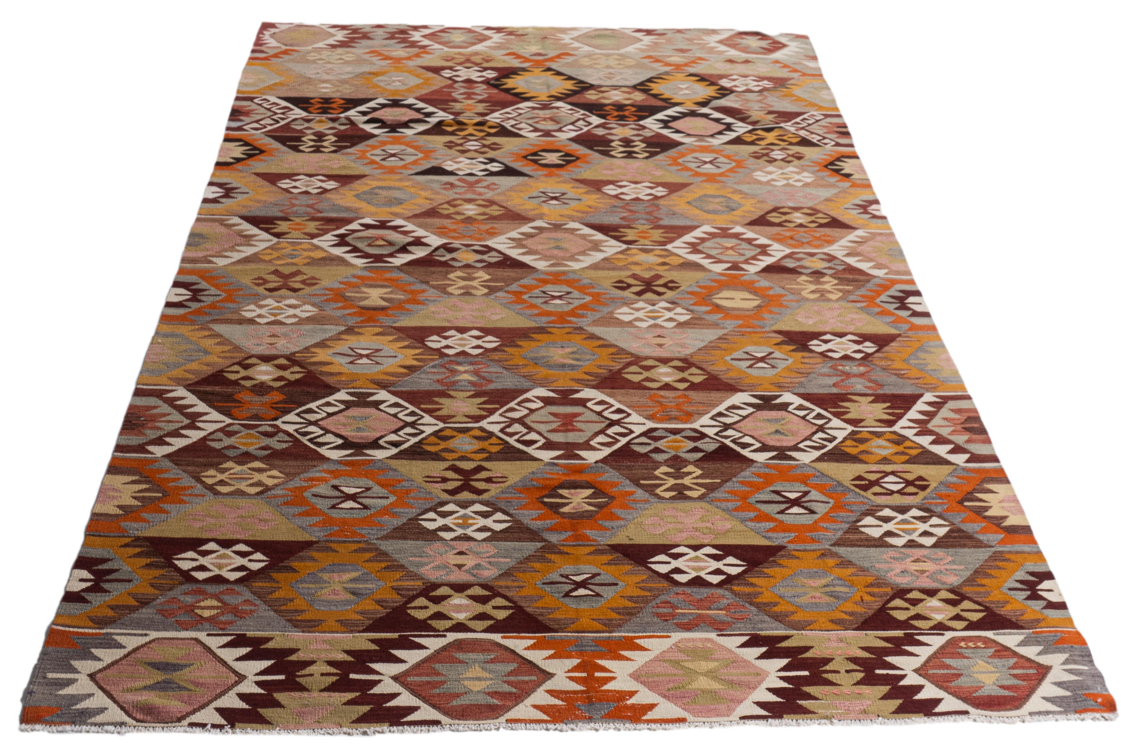 Vintage Turkish Kilim 5'4 X 9'4 For Sale 9
