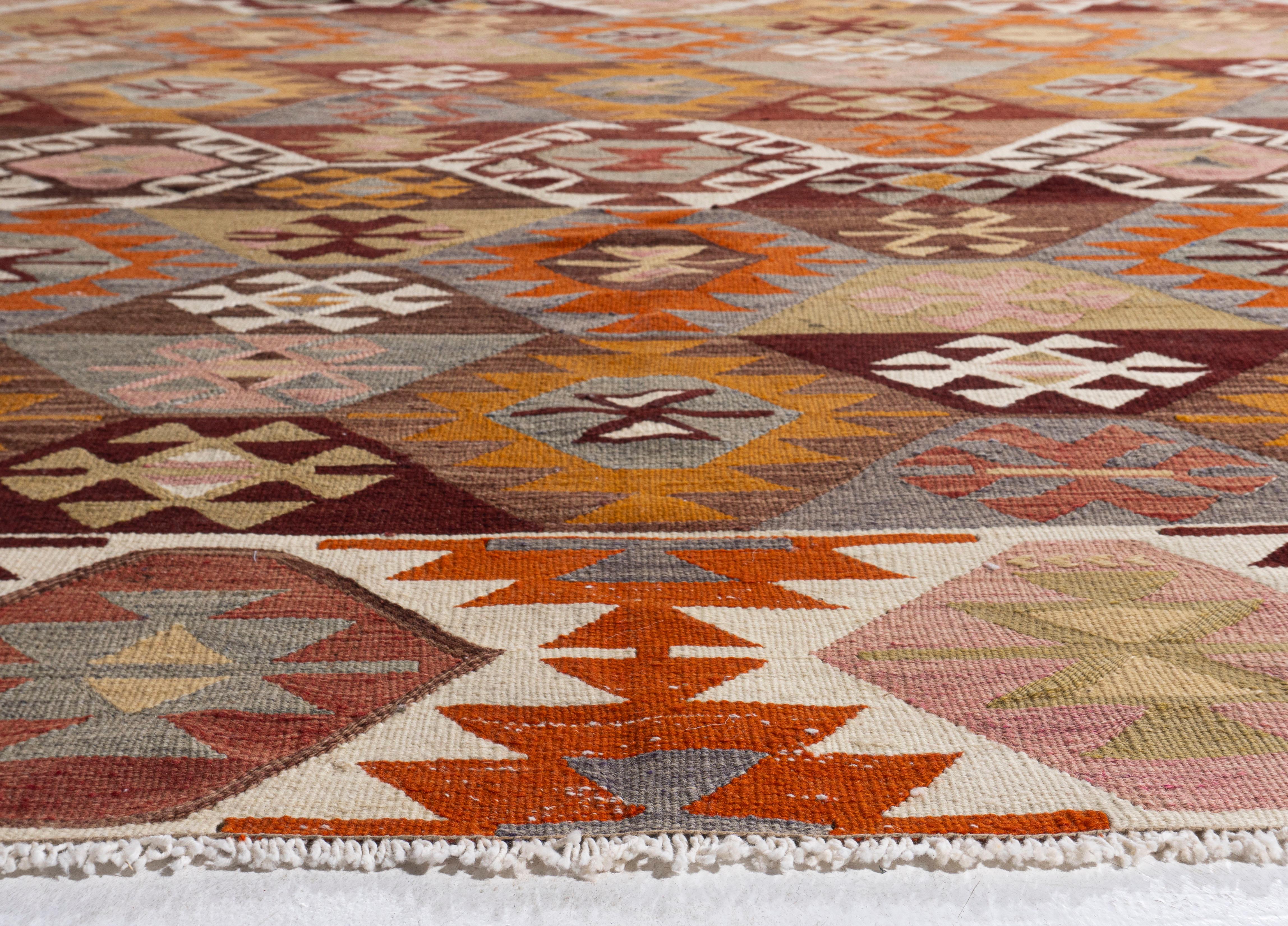 Vintage Turkish Kilim 5'4 X 9'4 For Sale 12