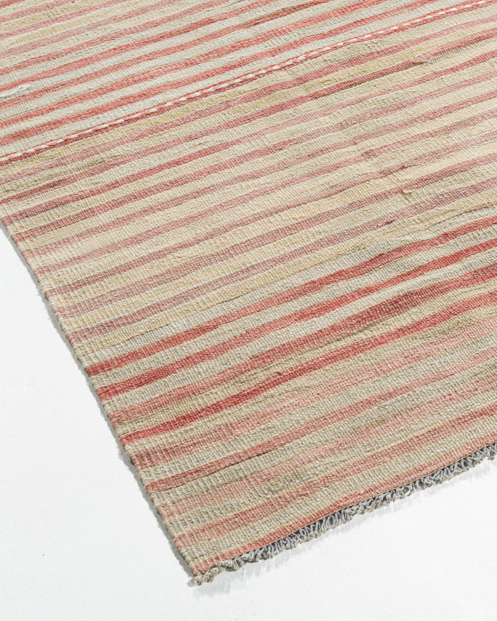 Vintage Turkish Kilim Area rug 4'9 X 9'4. This vintage Turkish flat weave Kilim was hand-woven in the 1940's. The simplicity and boldness of this piece can also give a contemporary feel and is able to look at home in both a modern and traditional