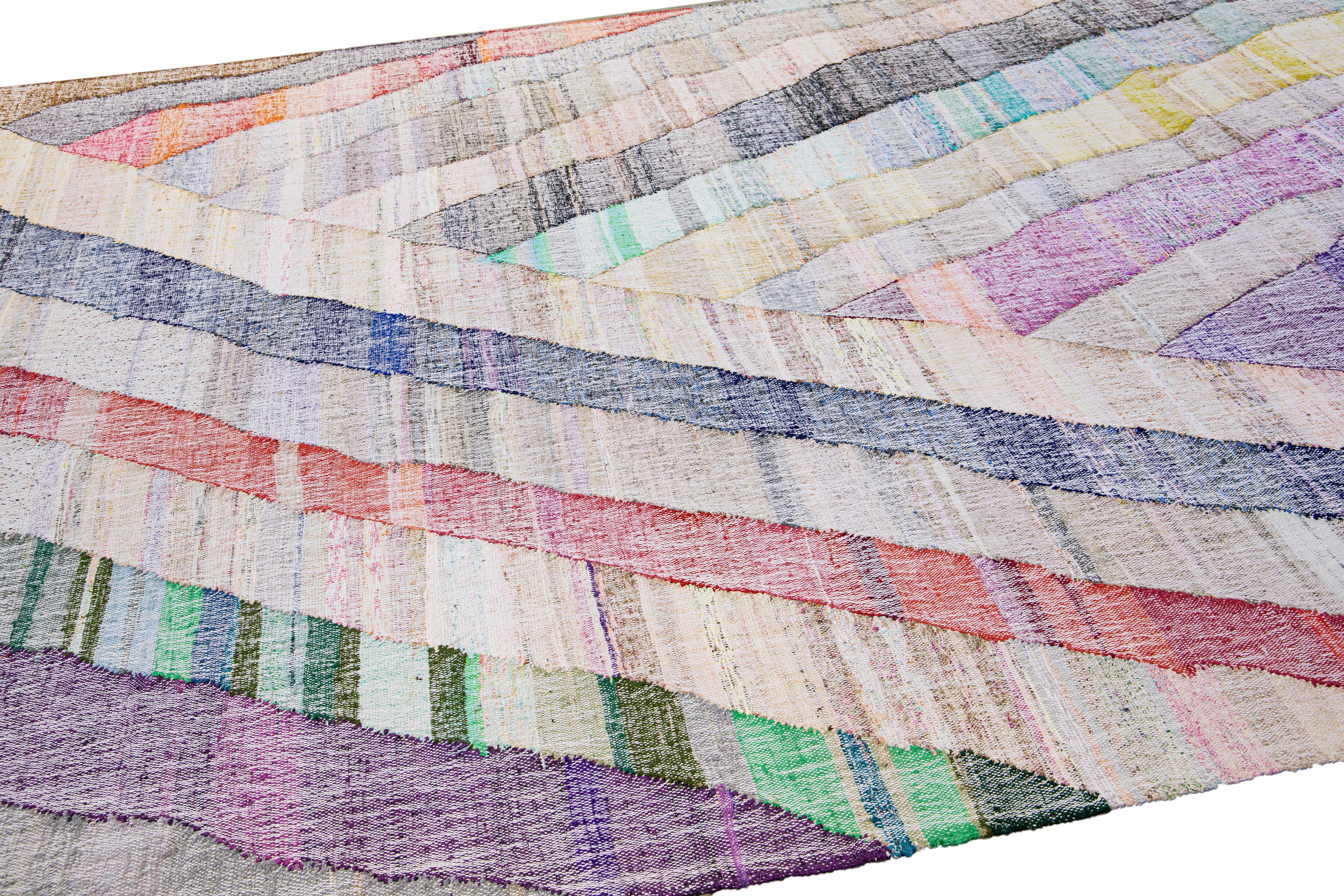 Vintage Turkish Kilim Flatweave Geometric Multicolor Wool Rug In Excellent Condition For Sale In Norwalk, CT