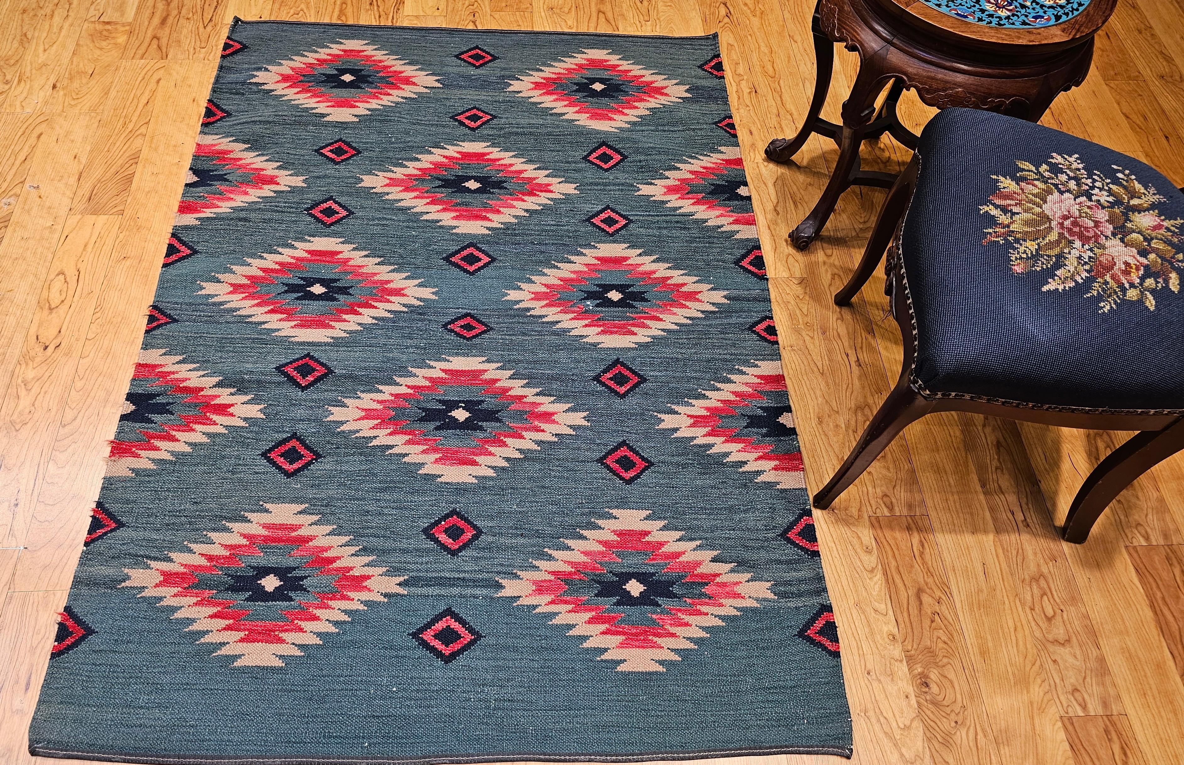 Vintage Southwestern-Style Kilim Area Rug in Green, Red, Ivory Colors For Sale 4