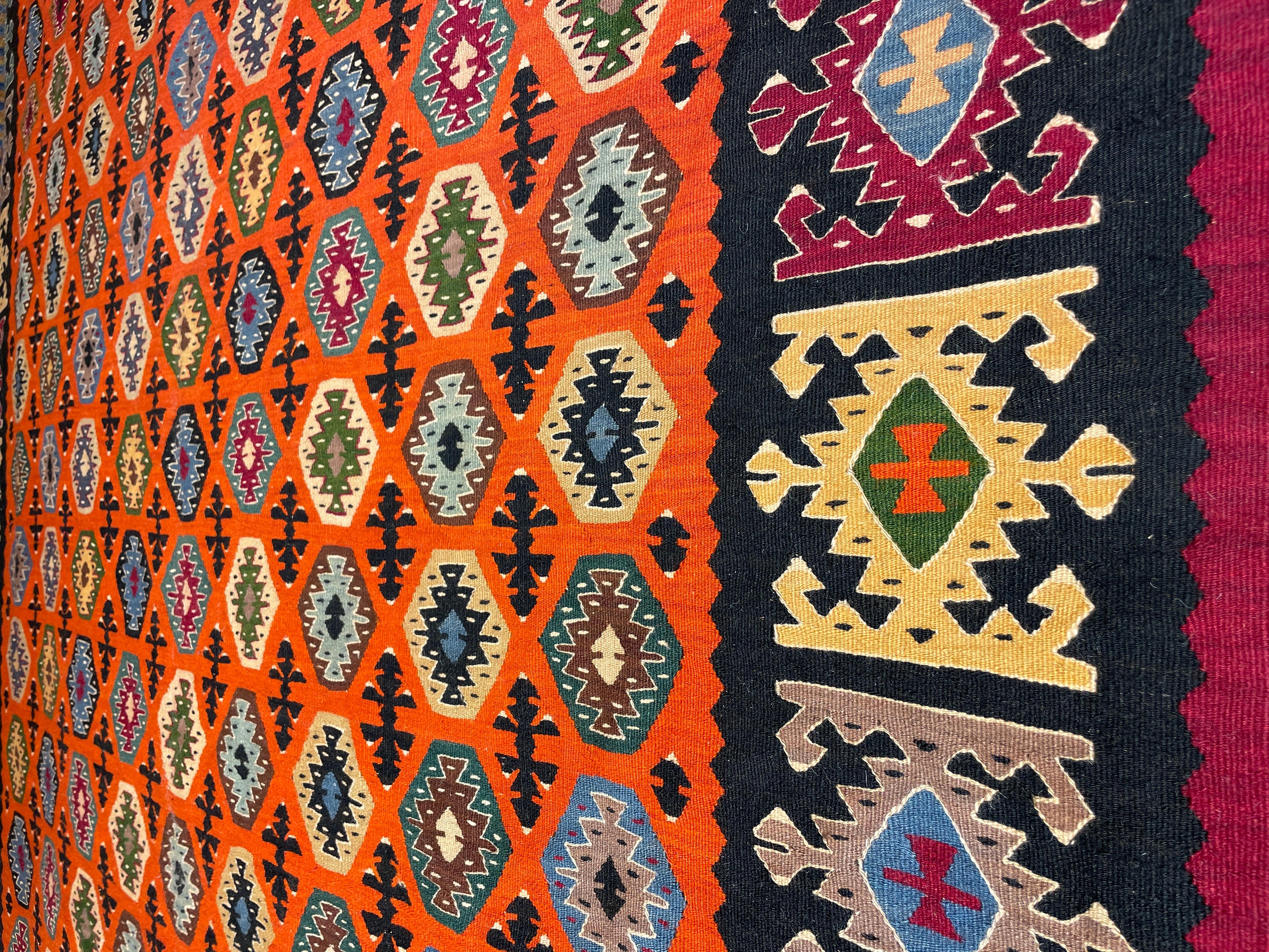 Tissé à la main Kilim turc vintage en vente