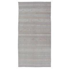 Vintage Rug
Kilim Gallery turco a strisce morbide e pastello 5
11 x 12
10