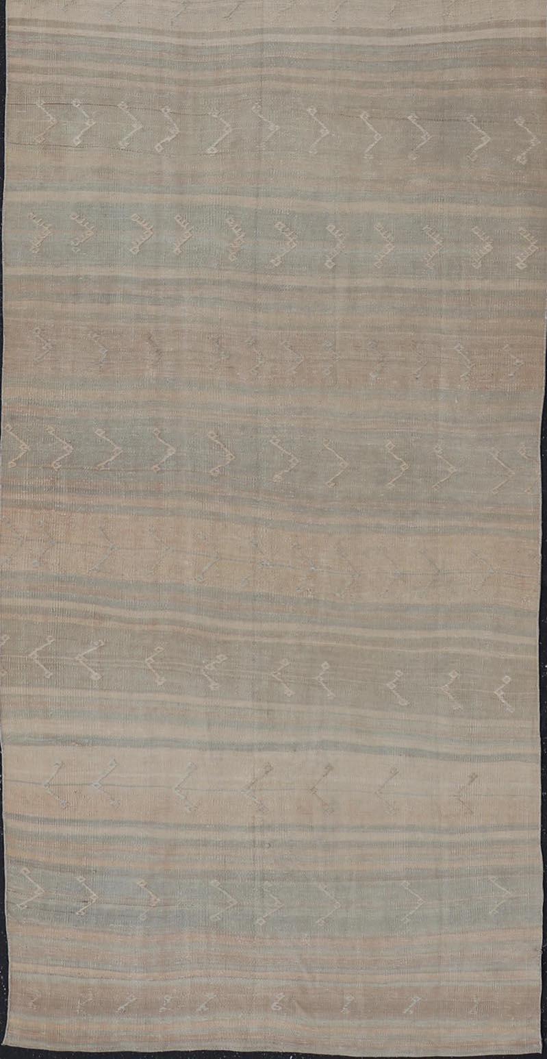 Vintage Turkish Kilim Gallery Runner Soft Earthy Tones 4'0 x 14'4 im Angebot 2