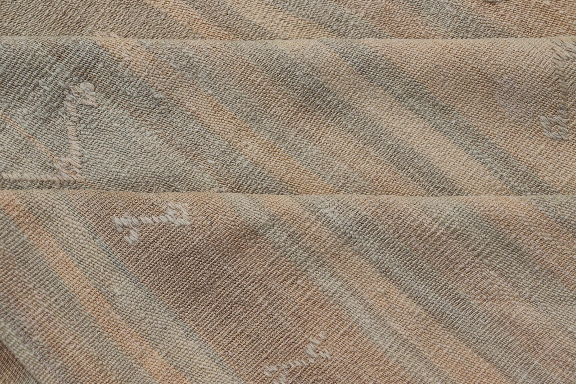 Vintage Turkish Kilim Gallery Runner Soft Earthy Tones 4'0 x 14'4 im Angebot 4