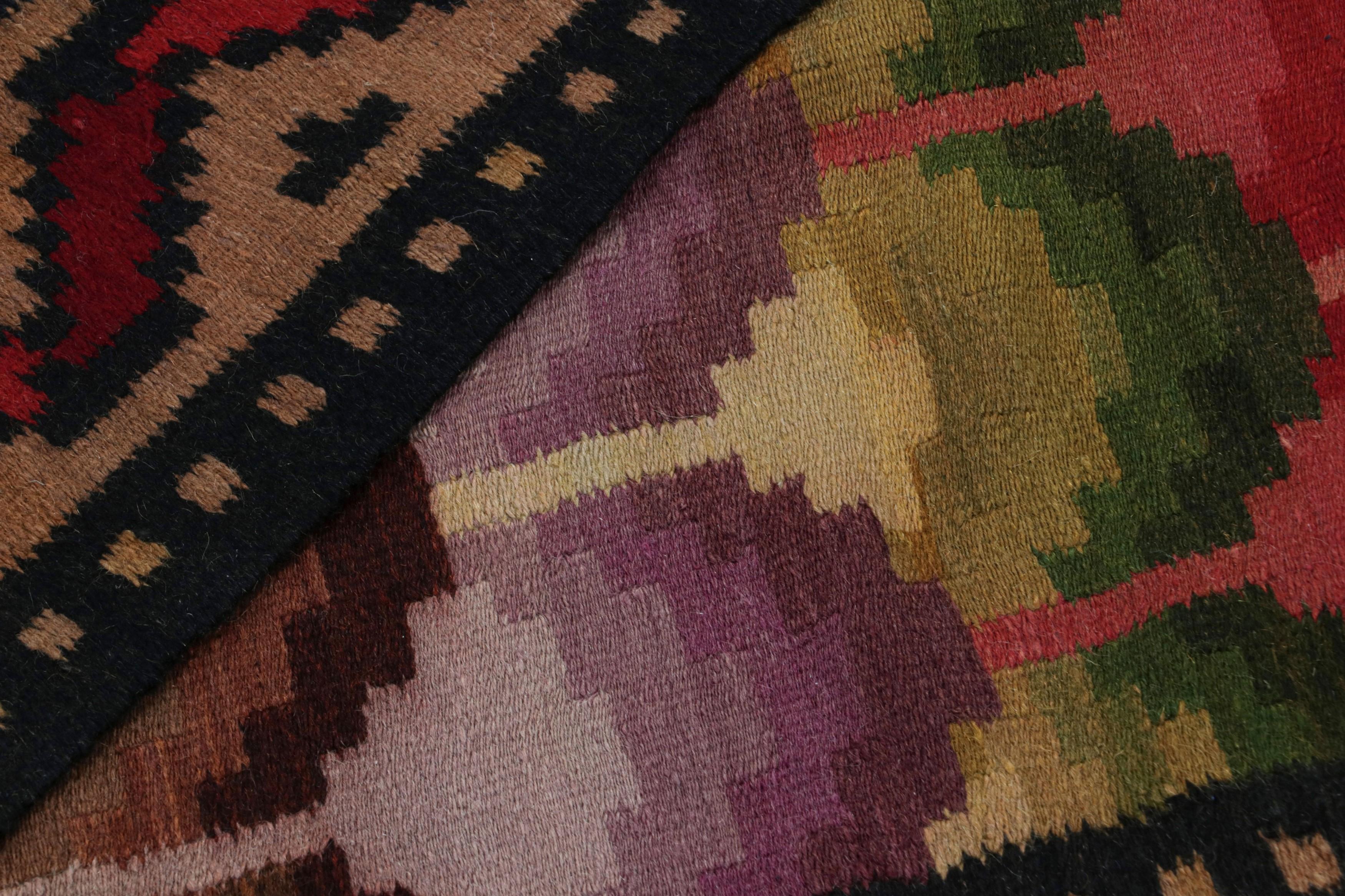 Türkischer Vintage-Kelim in Rot, mit geometrischen Mustern, von Rug & Kilim im Angebot 2