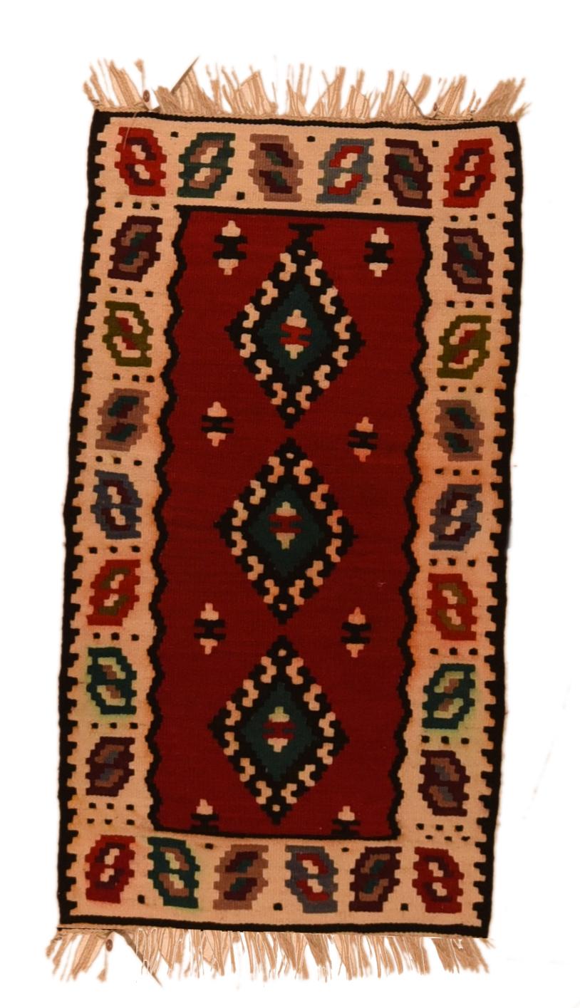 Vintage Turkish Kilim Rug 1'8'' x 3'2'' In Good Condition For Sale In New York, NY