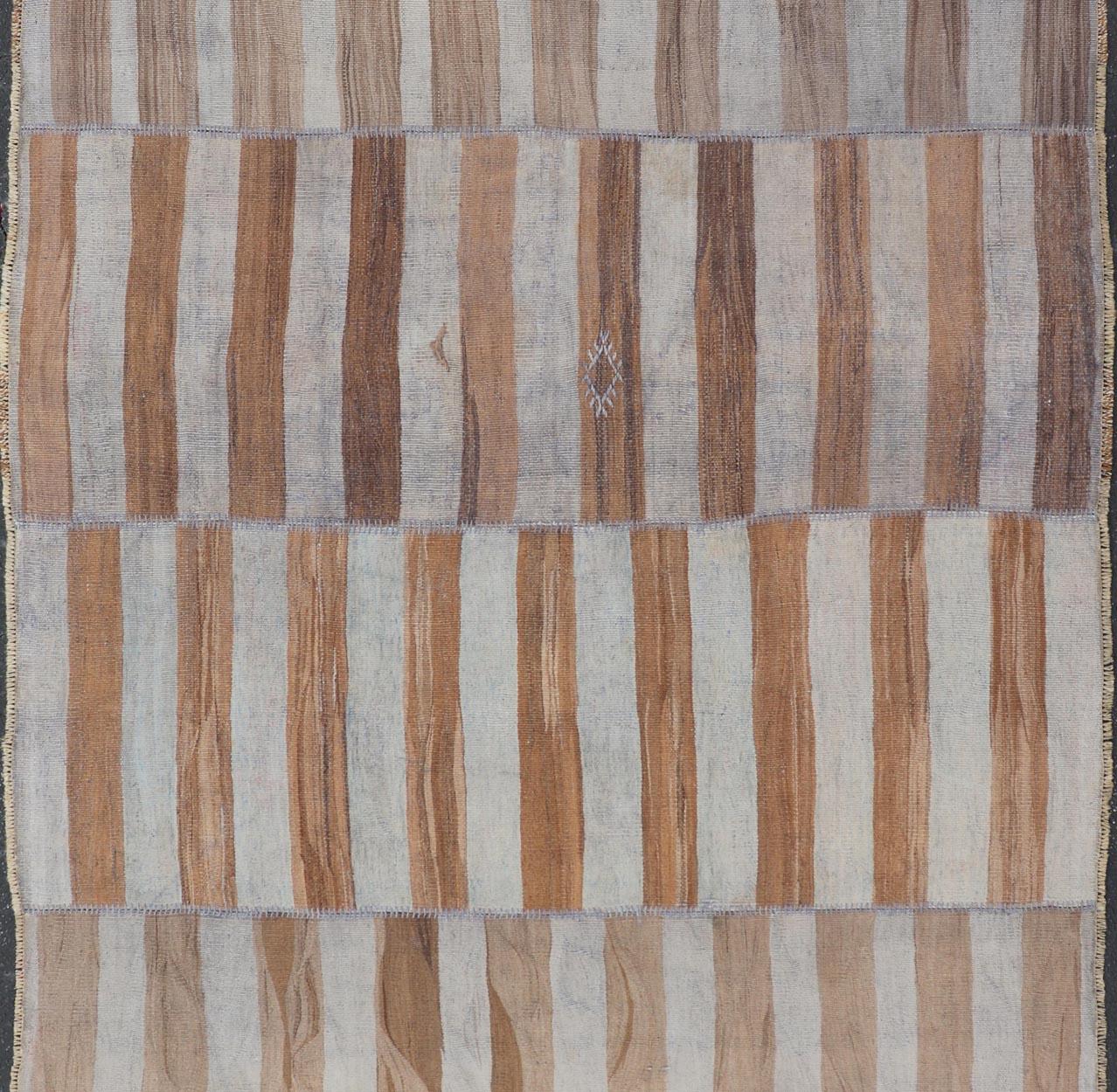 Alfombra Kilim Turca Vintage Marrón Terroso y Rayas Grises Suaves 6'0 x 9'0 1
