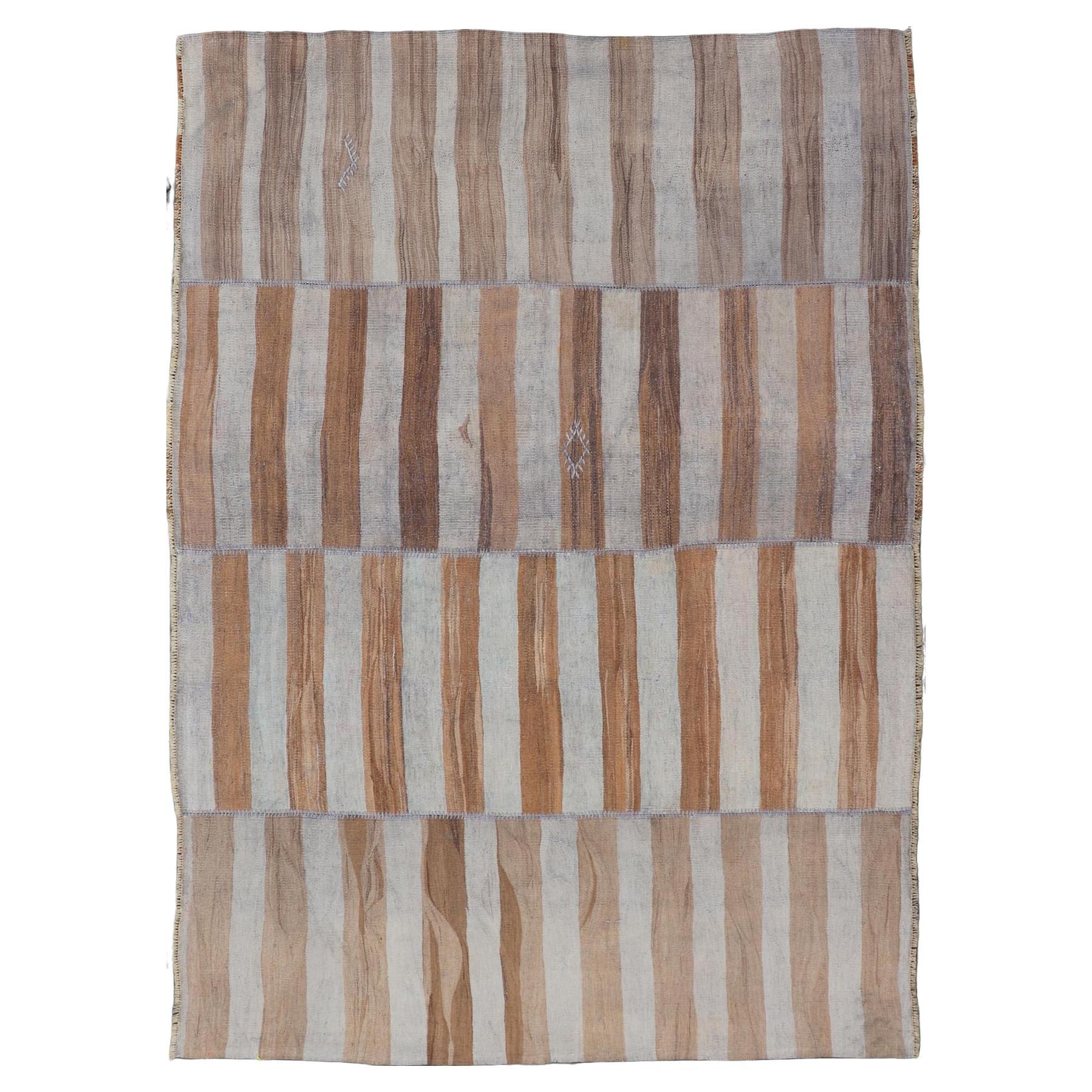 Alfombra Kilim Turca Vintage Marrón Terroso y Rayas Grises Suaves 6'0 x 9'0