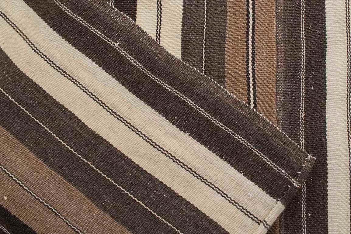 Vintage Turkish Kilim Rug 'Flat-Weave' In Good Condition In Naples, FL