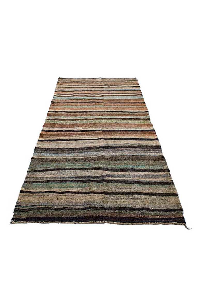 Wool Vintage Turkish Kilim Rug 'Flat-Weave' For Sale