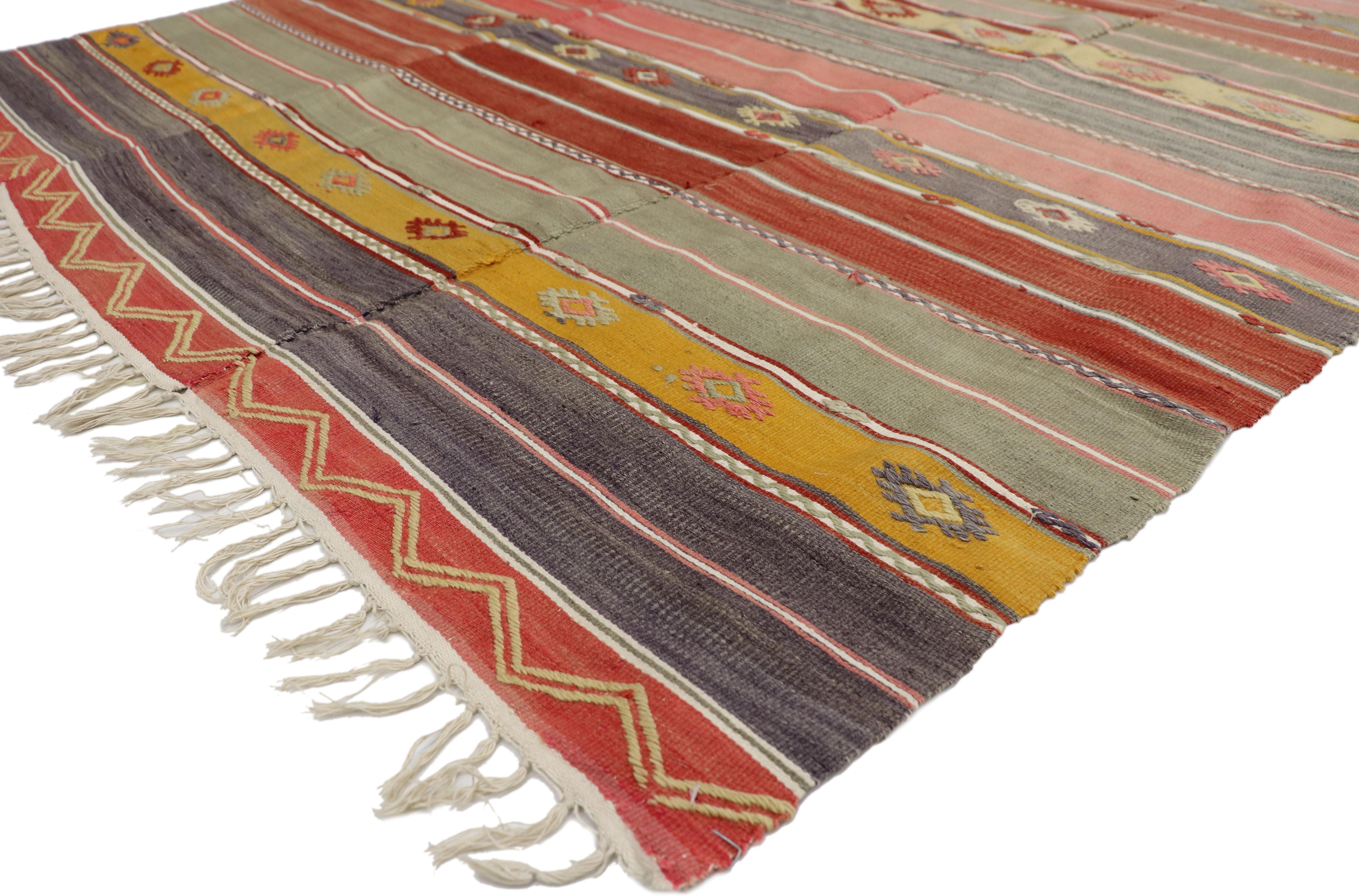 Hand-Woven Boho Chic Vintage Turkish Kilim Rug, Flat-Weave Rug with Tribal Style