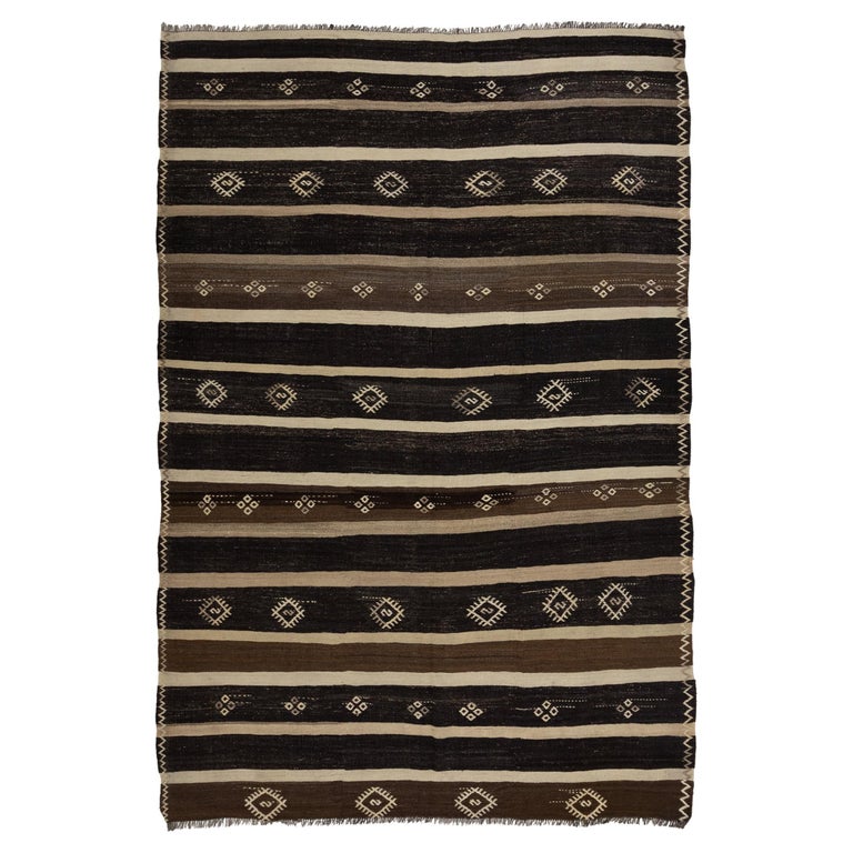 Vintage Turkish Kilim Rug For Sale at 1stDibs