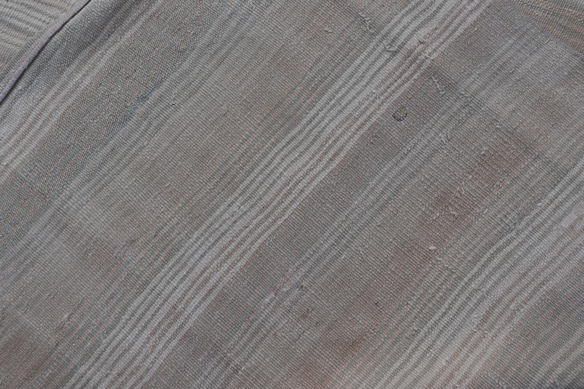 Vintage Türkisch Kilim Teppich In Beige und Creme Streifen und Töne 3'7 x 5'2 im Angebot 2